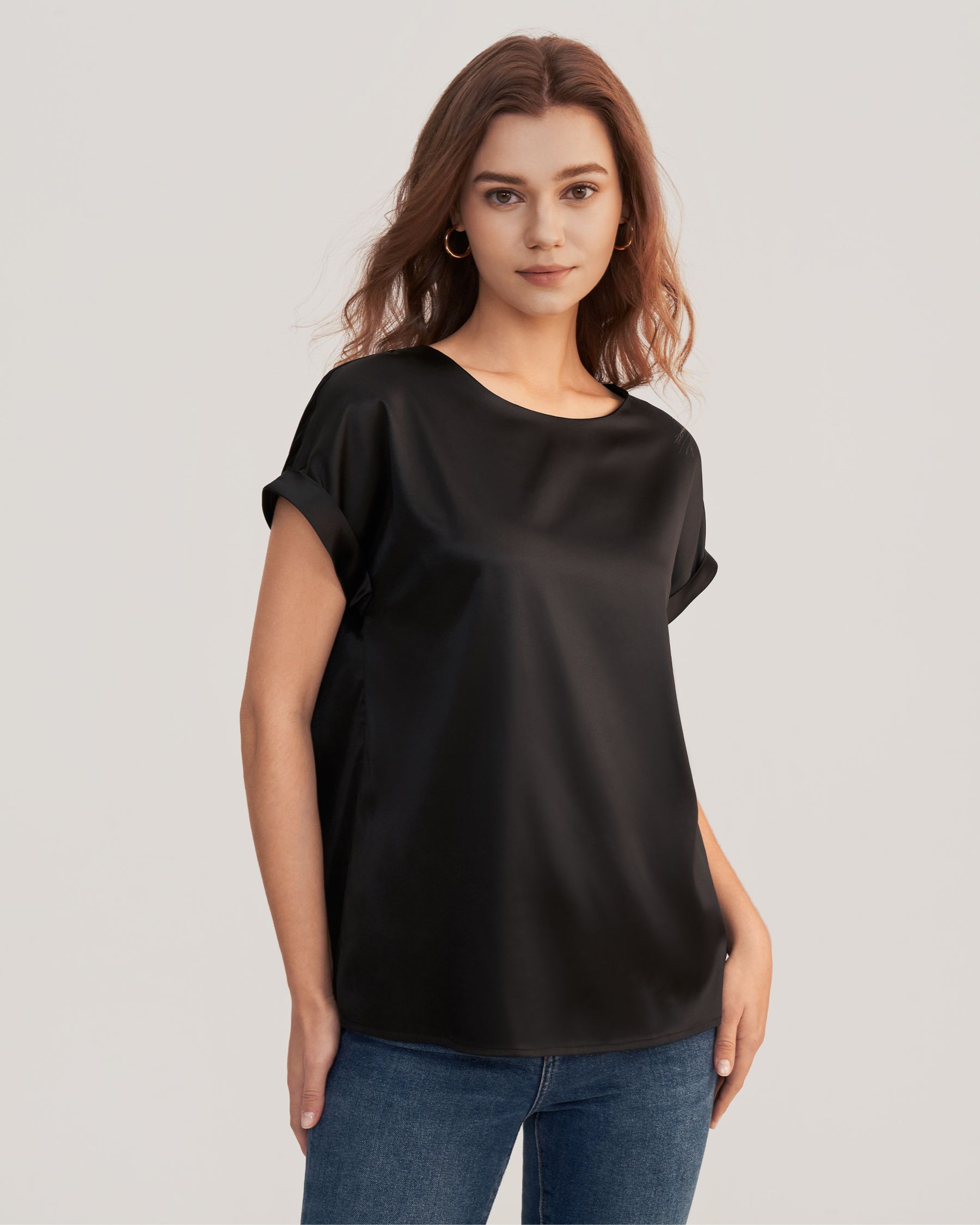 Short Sleeves Round Neck Silk Tee