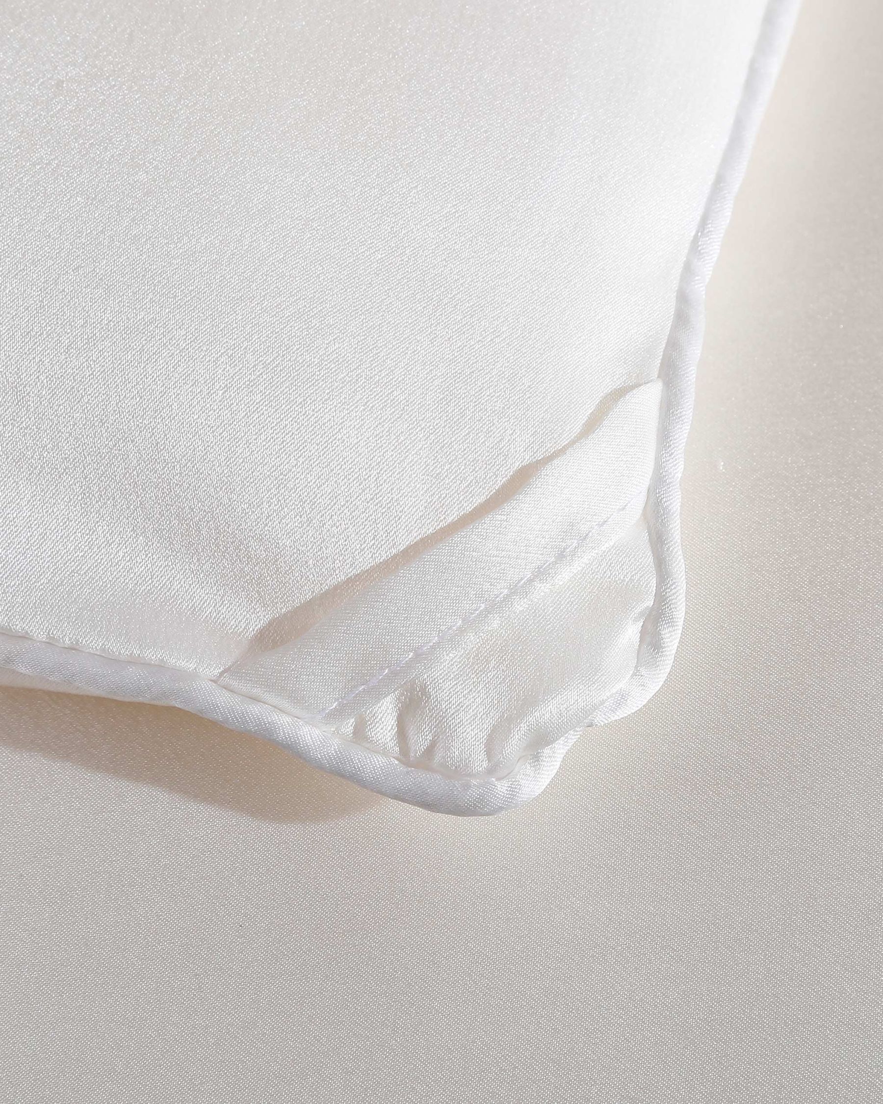 All Season Silk Comforter