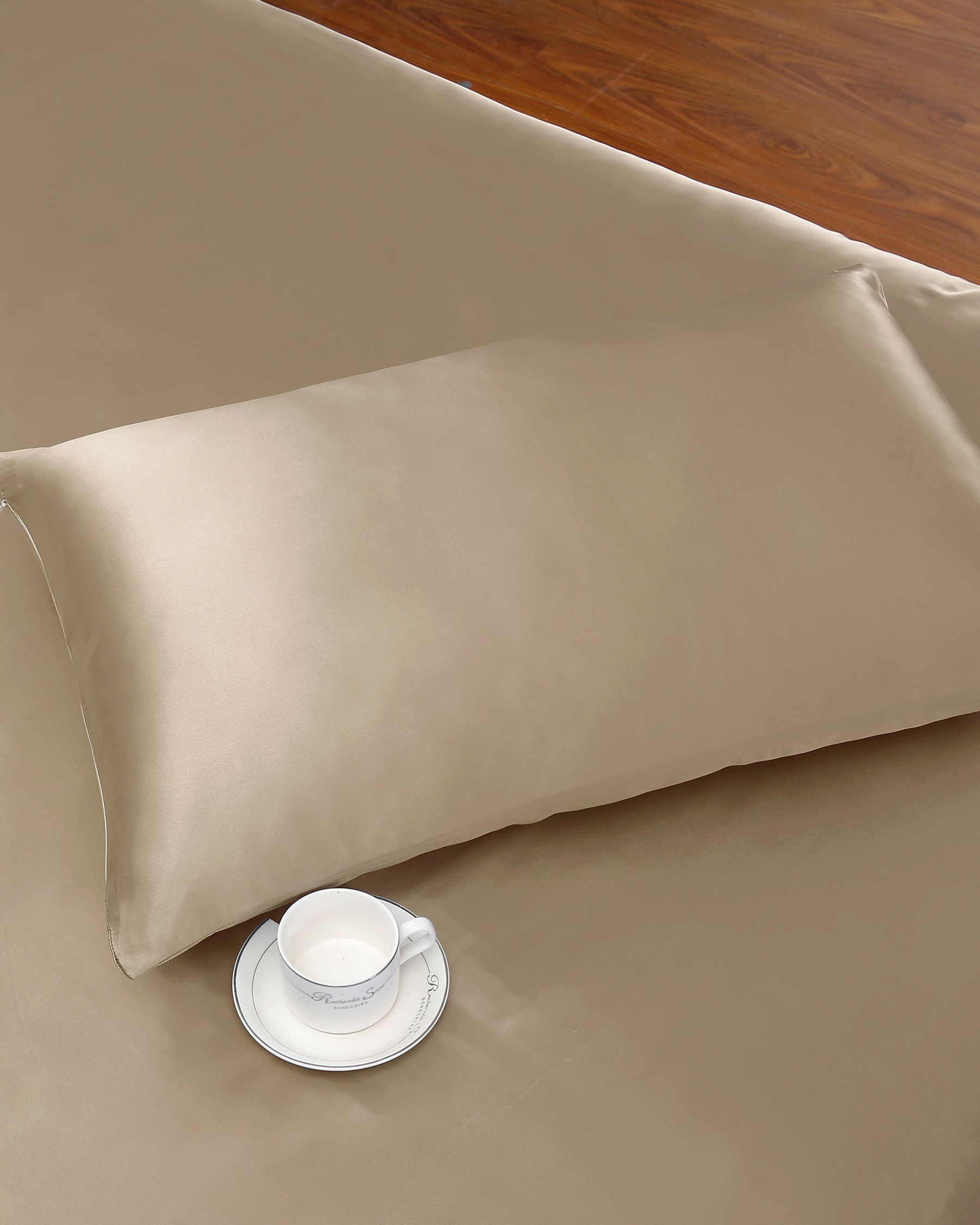 19 Momme Seamless Silk Sheet Sets