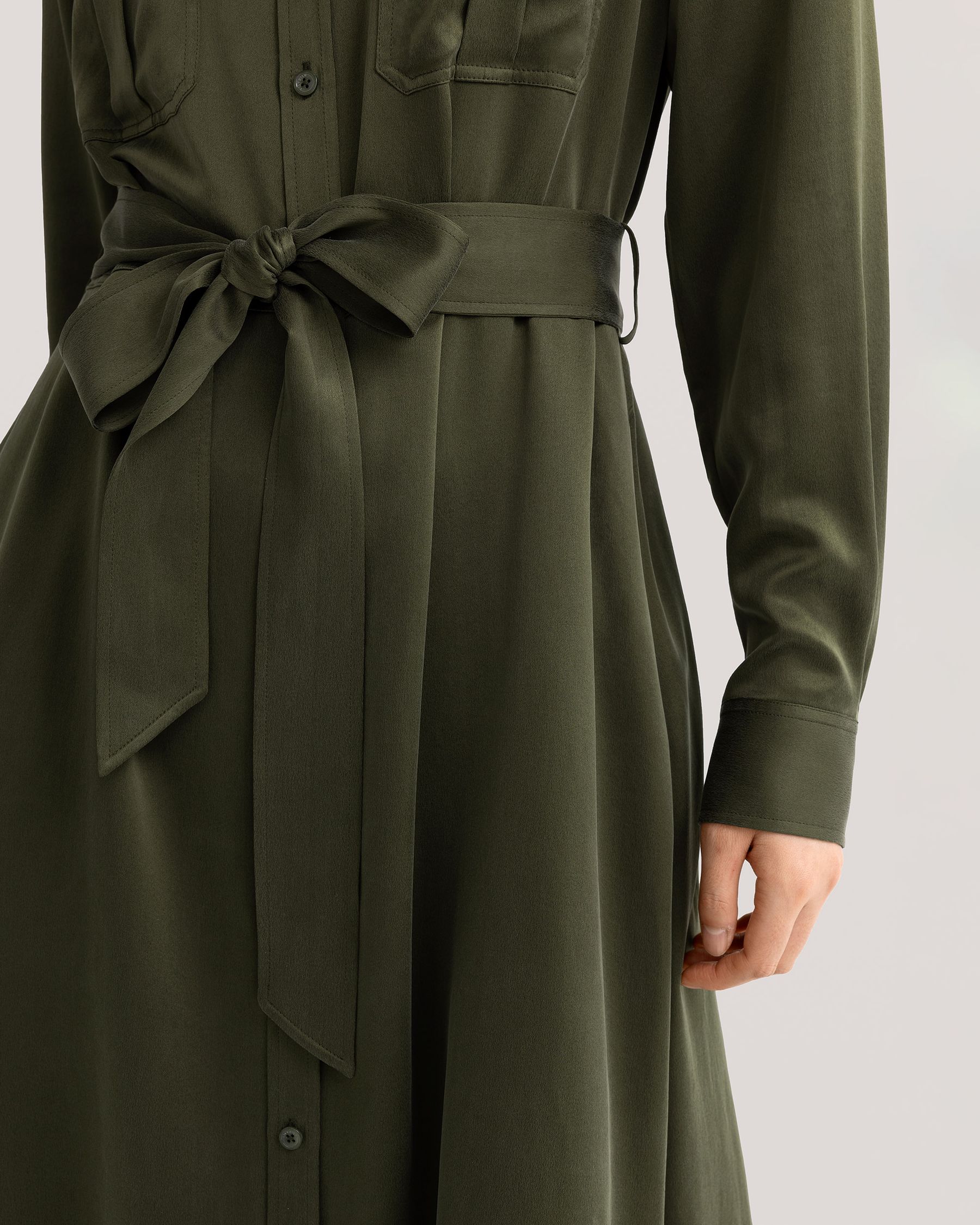 Sandgewaschenes Trench-Kleid mit Taschen