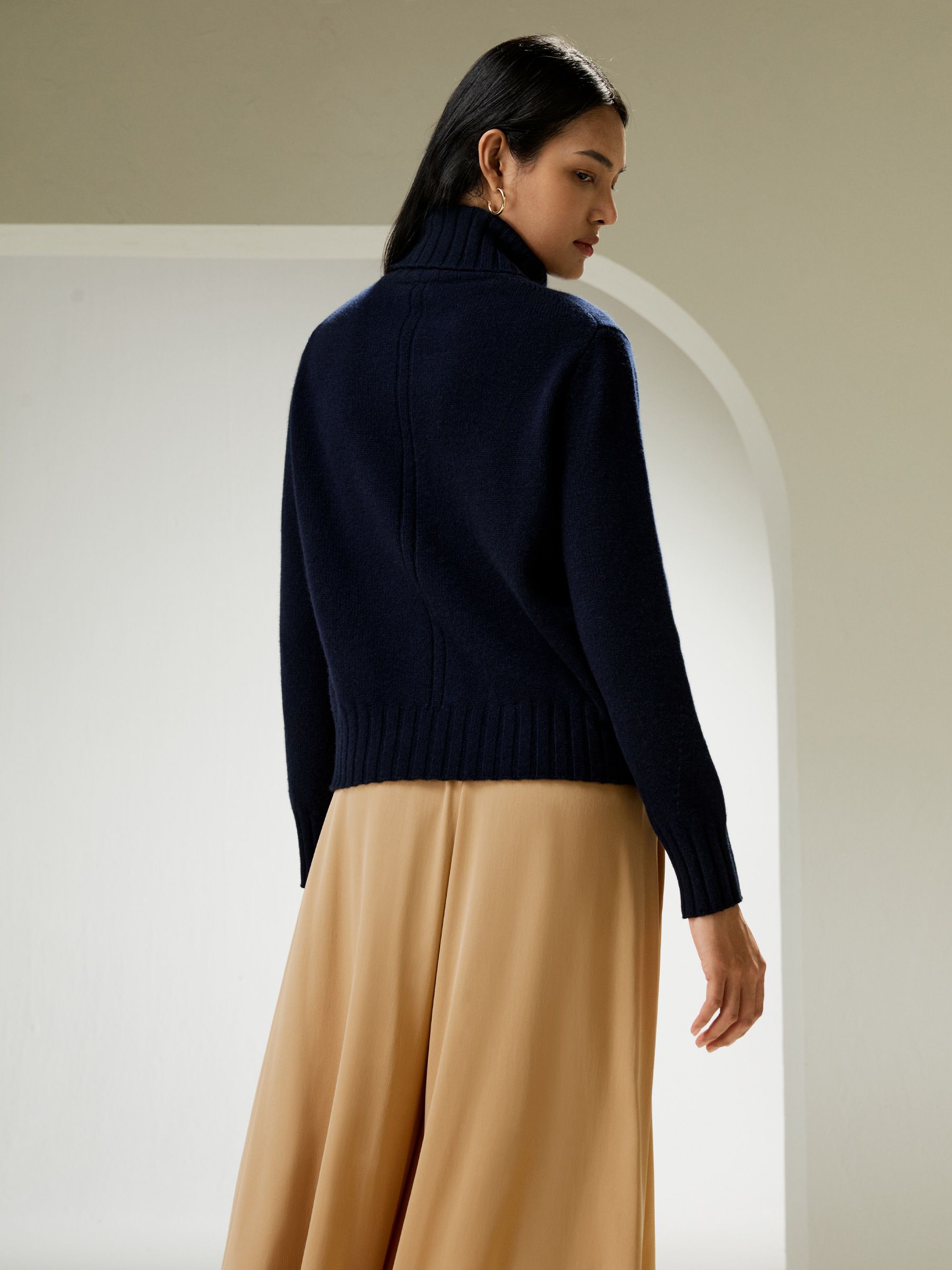 Turtleneck Sweater with Rib Hemline