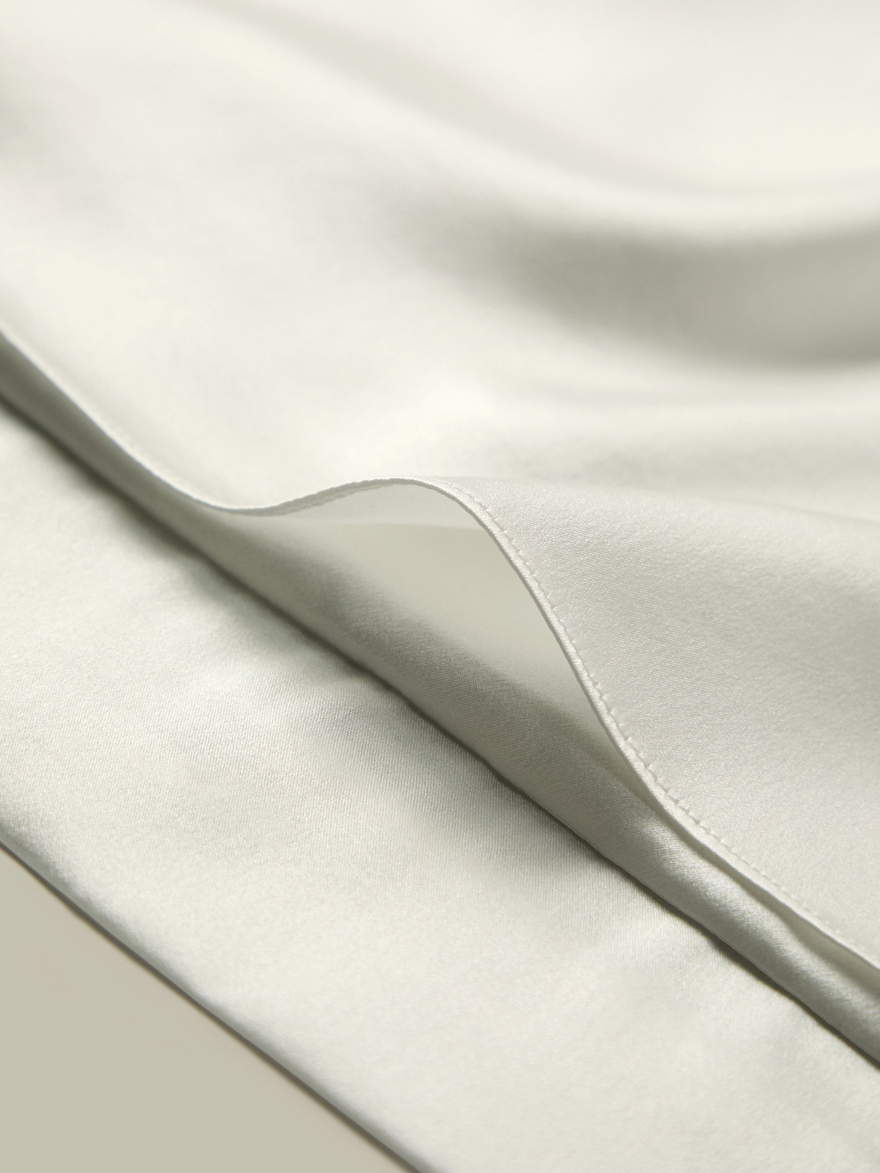 Silk Border Pleats Pillowcase