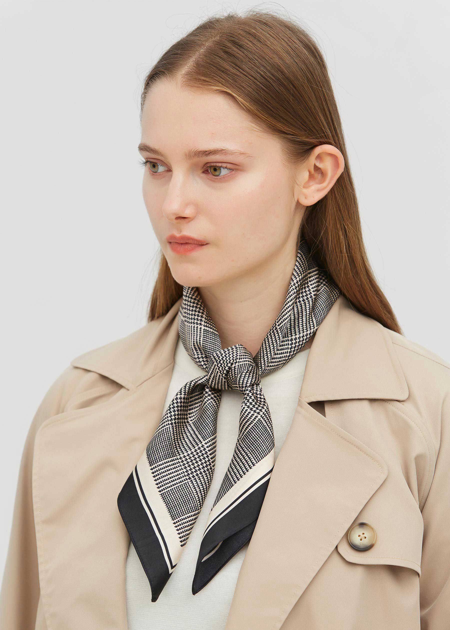 Houndstooth Printed Square Silk Scarf