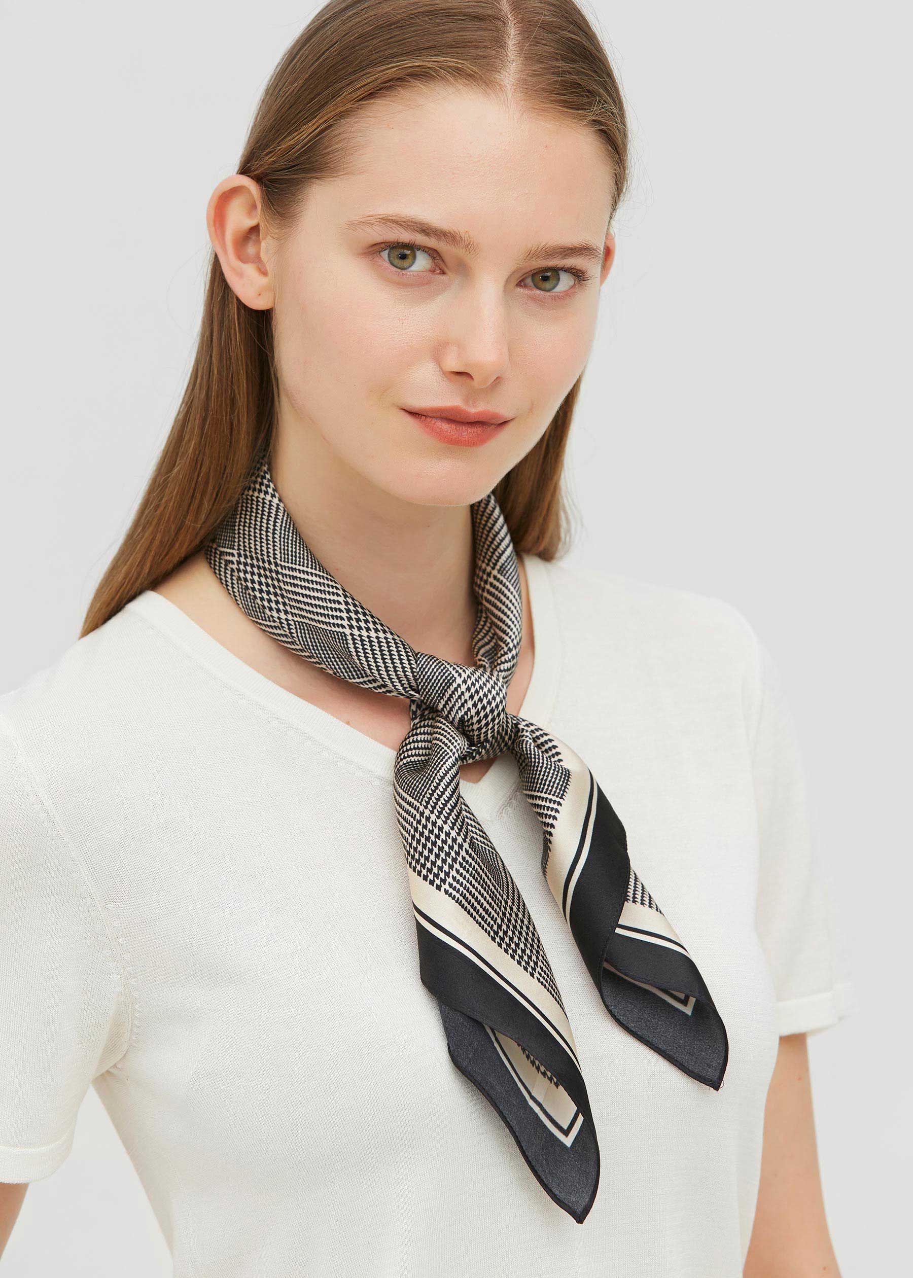 Houndstooth Printed Square Silk Scarf