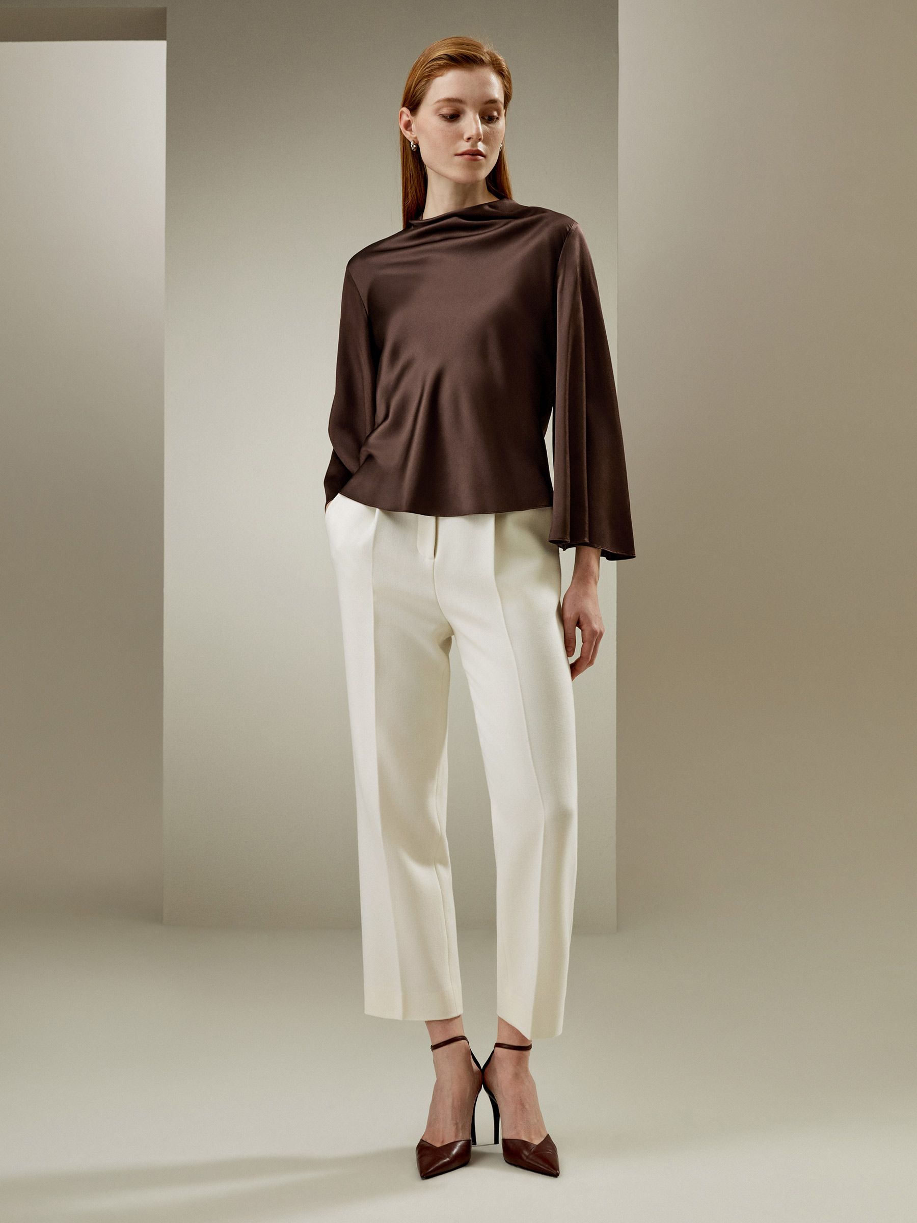 Bell sleeves minimalist silk top