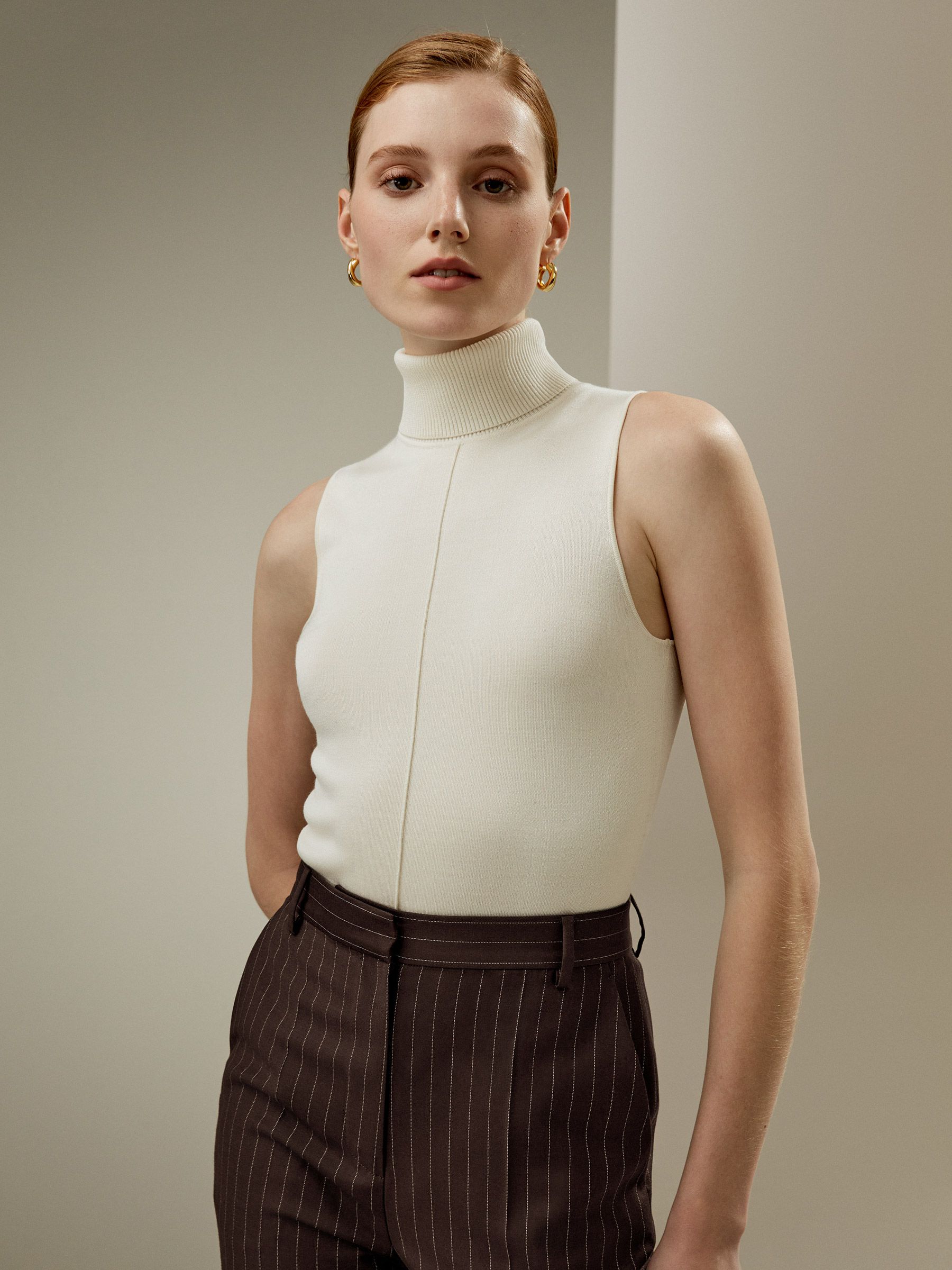 Silk Knitted Turtleneck Sleeveless Top