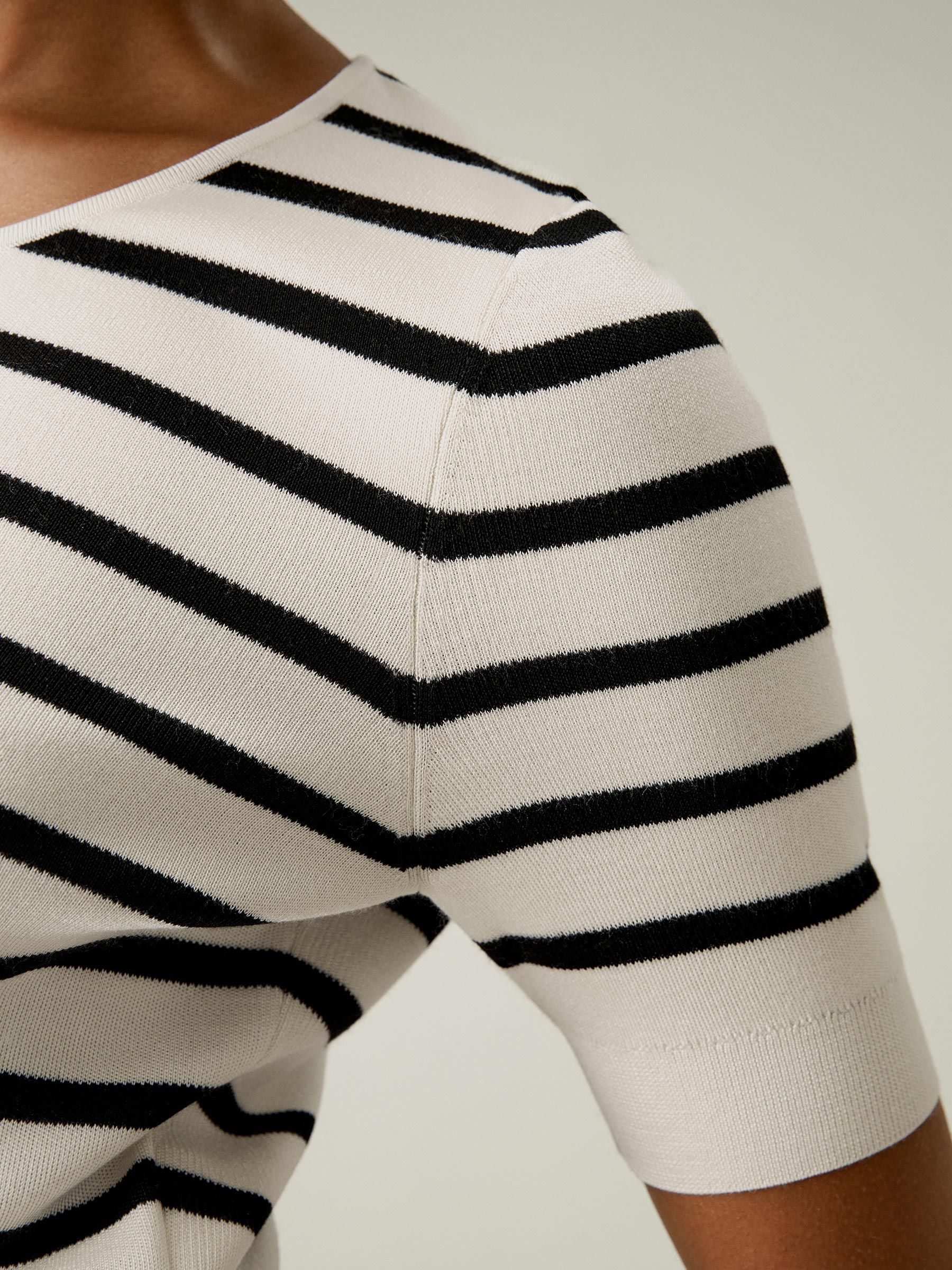 Silk Striped Cropped Knit Top