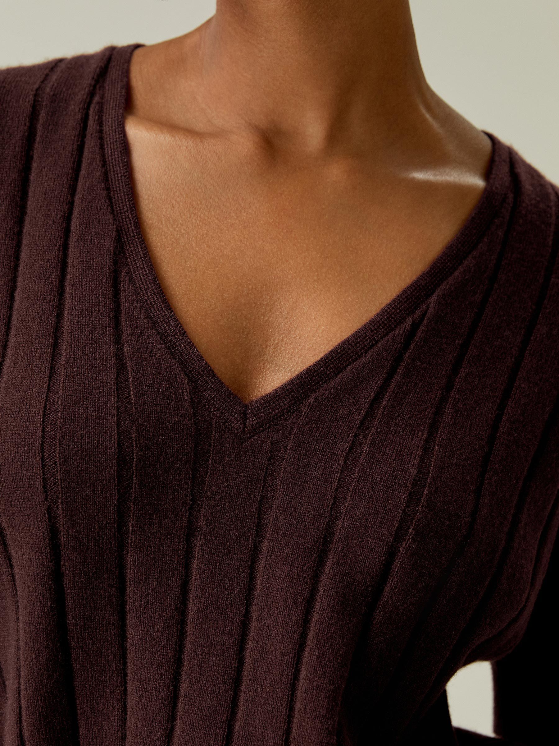 V-Neck Cashmere T-shirt