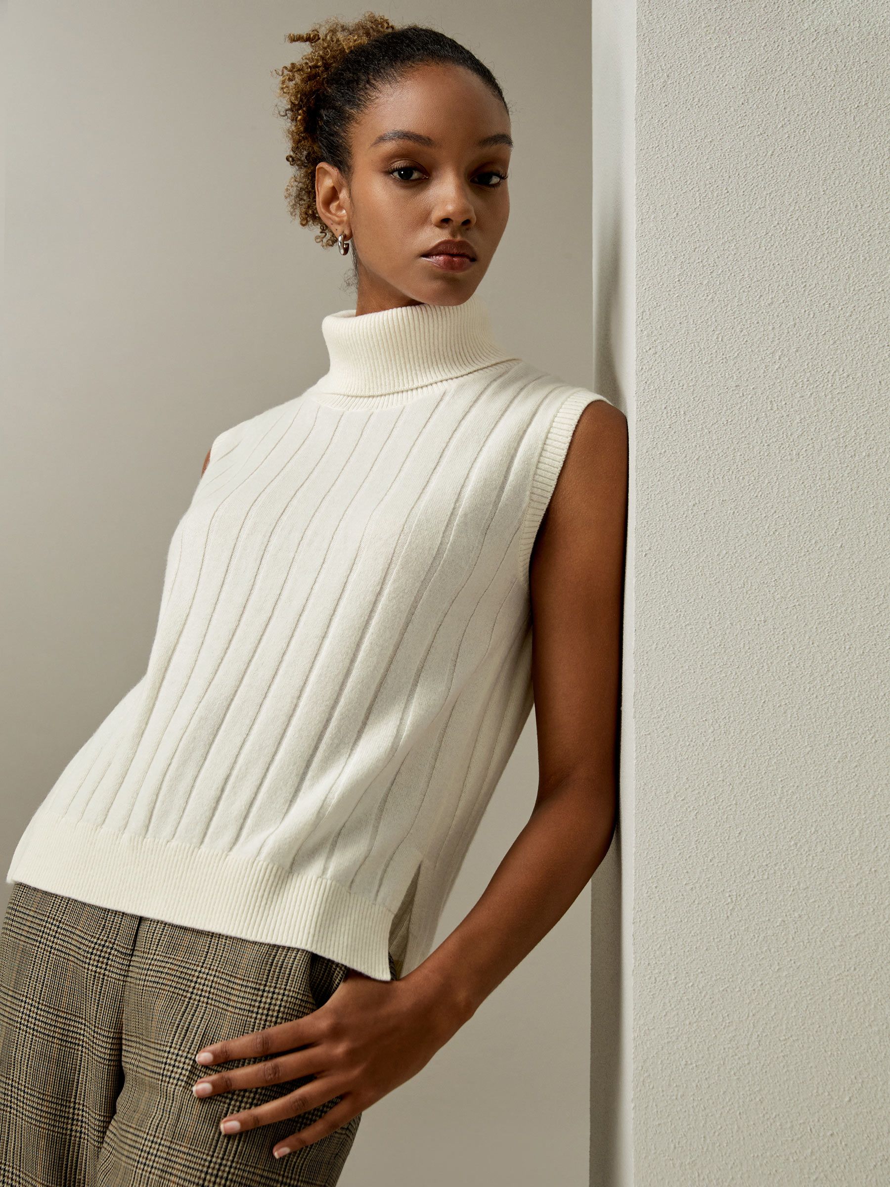 Turtleneck Sleeveless Cashmere Vest