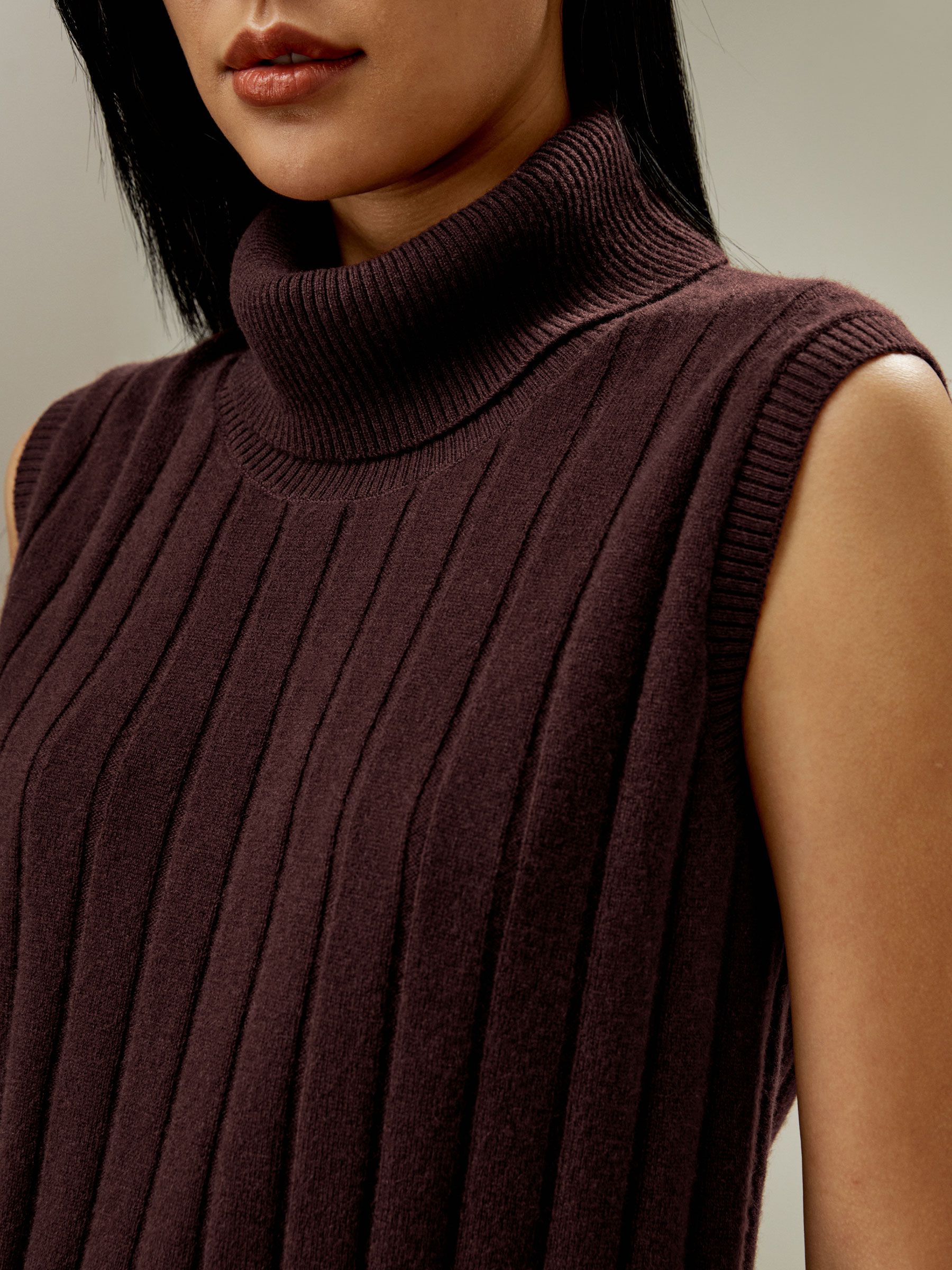 Turtleneck Sleeveless Cashmere Vest