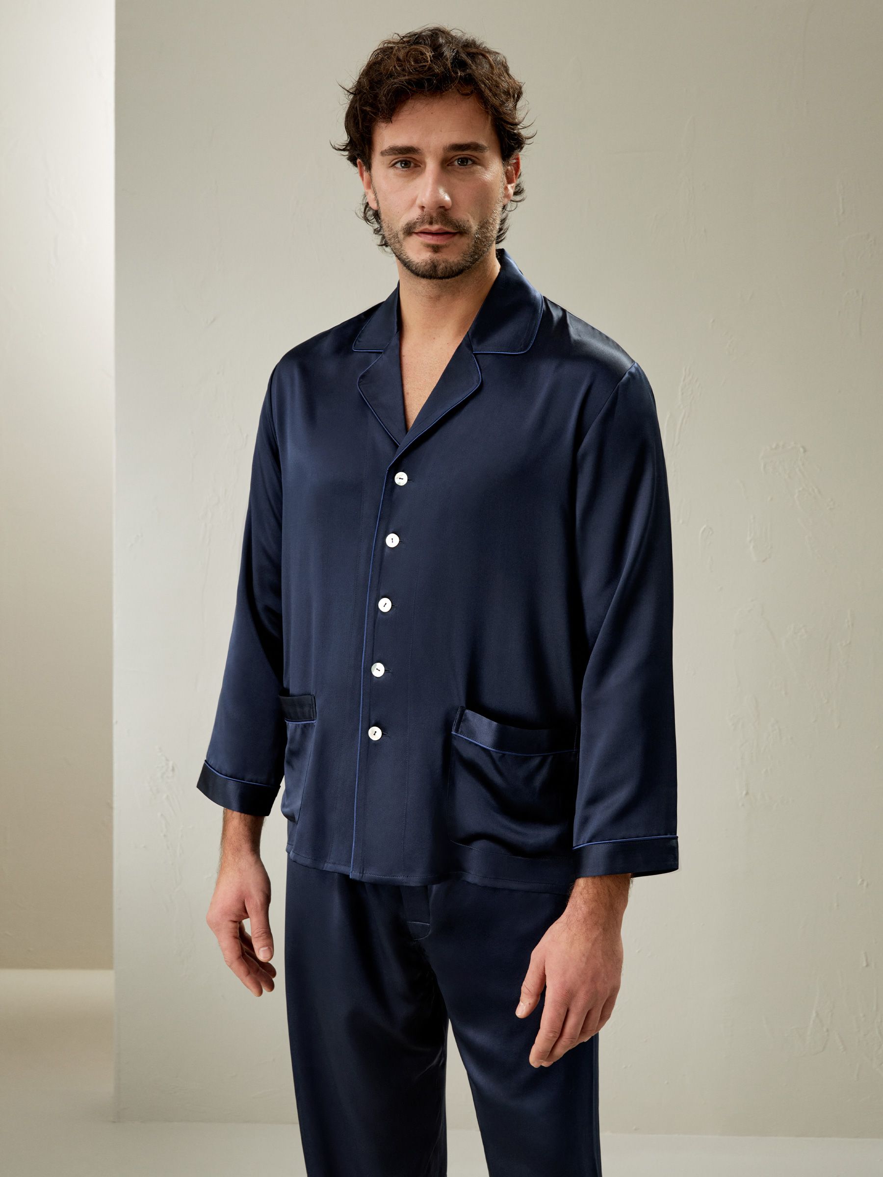 Suite De Pyjama Longue En Soie Classique Pour Homme