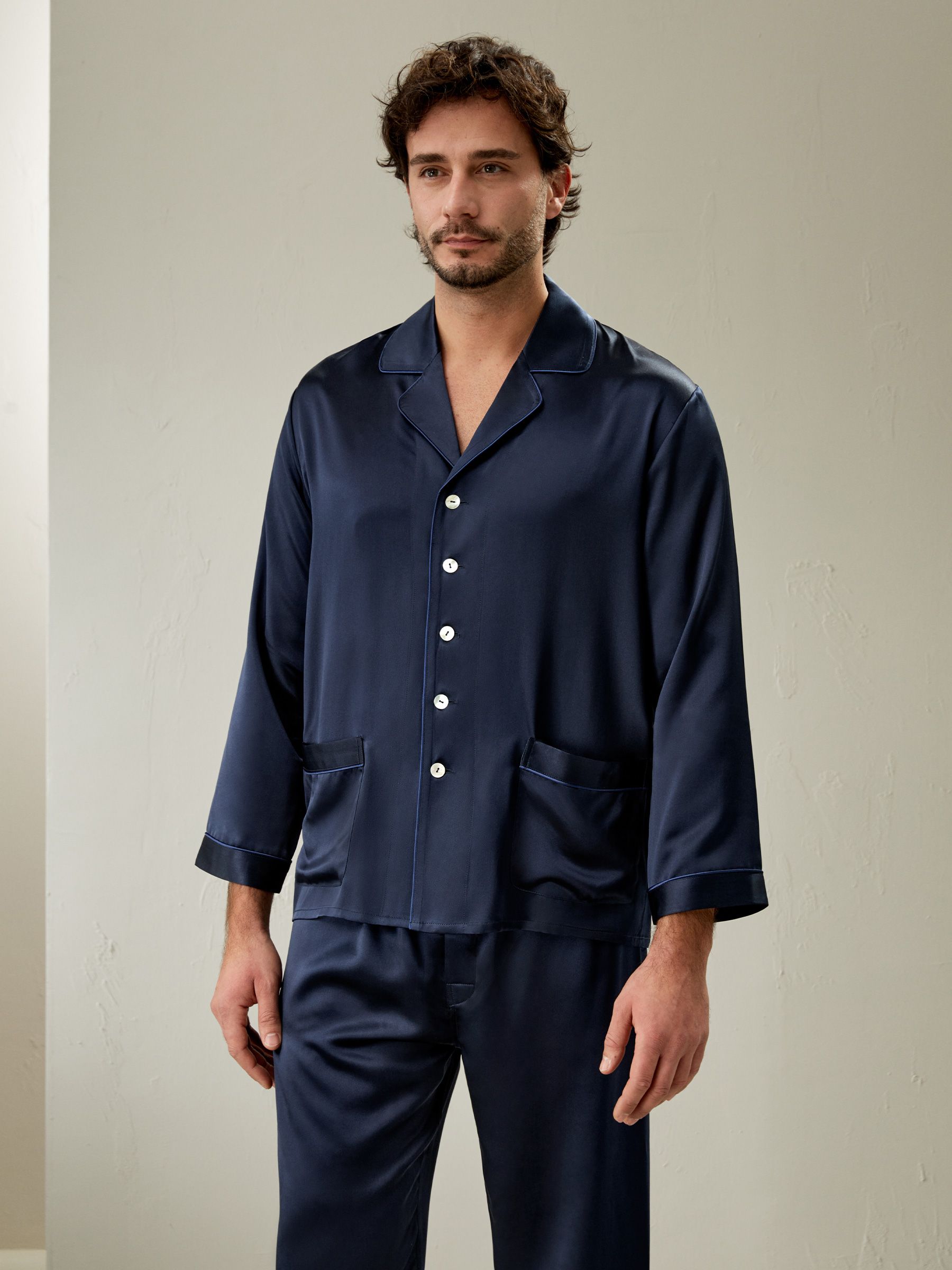 Suite De Pyjama Longue En Soie Classique Pour Homme