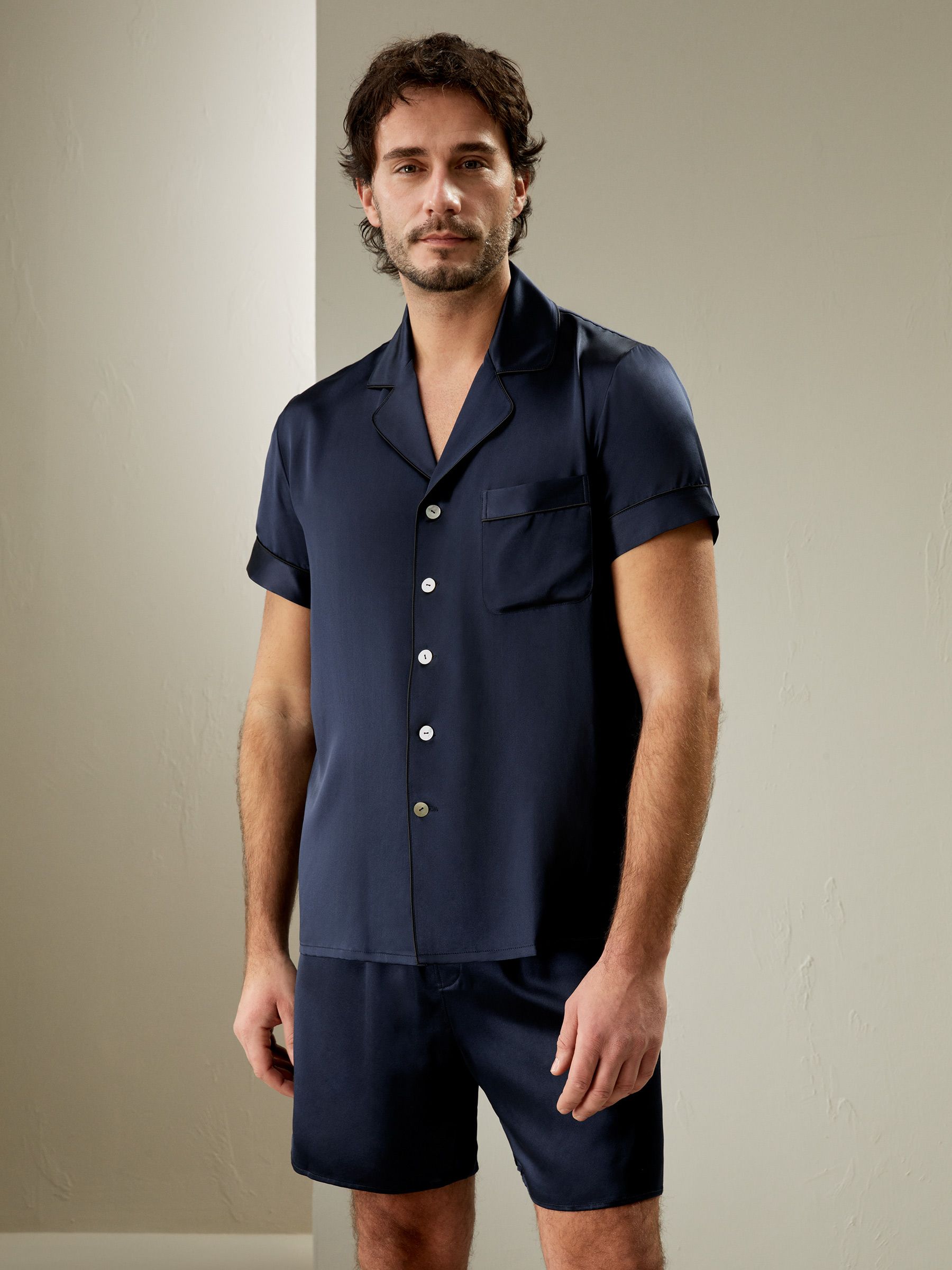 Suite De Pyjama En Soie Courte Bordure Noire Pour Homme