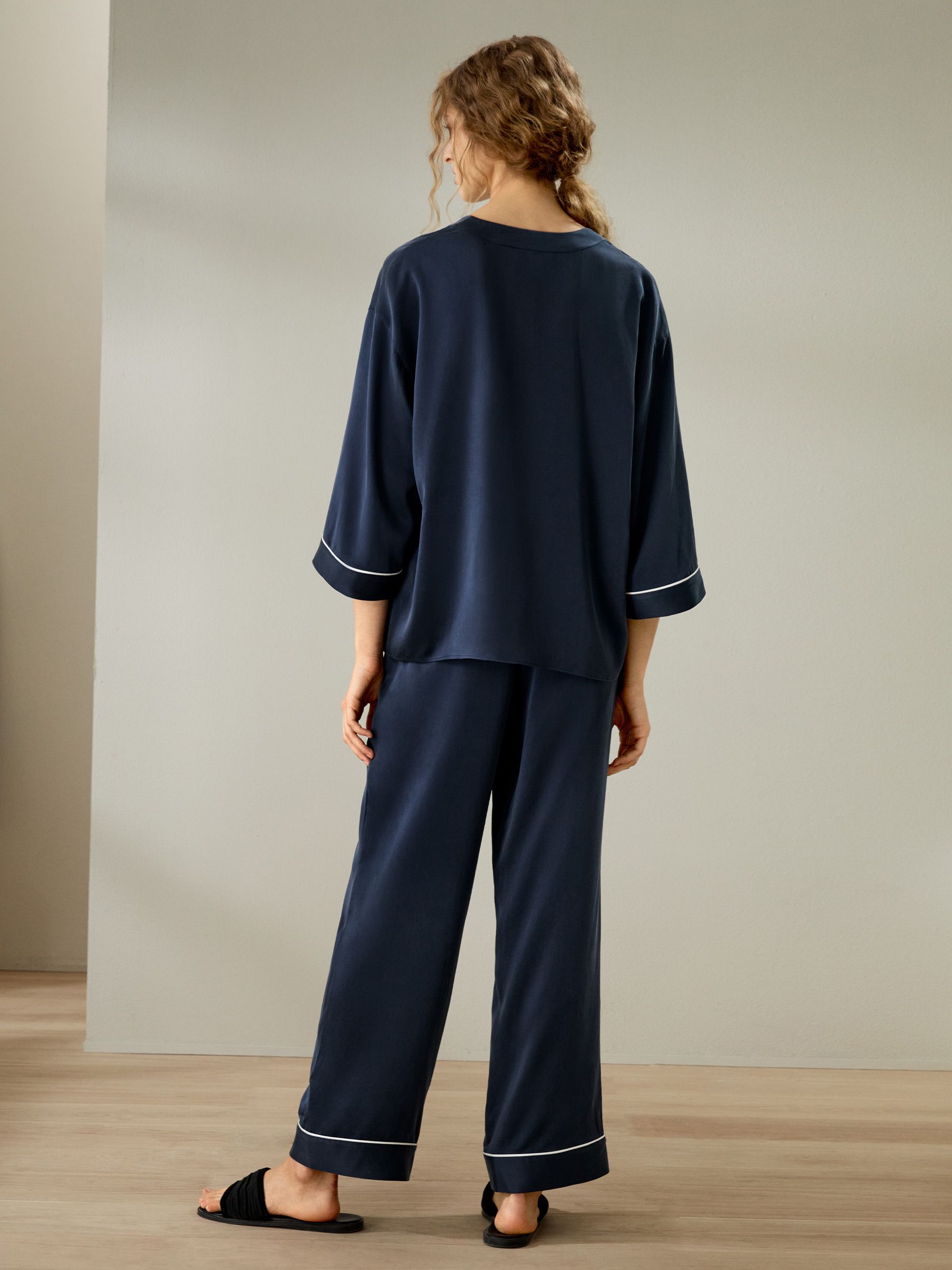 Silk Suede Pullover Pyjama Set