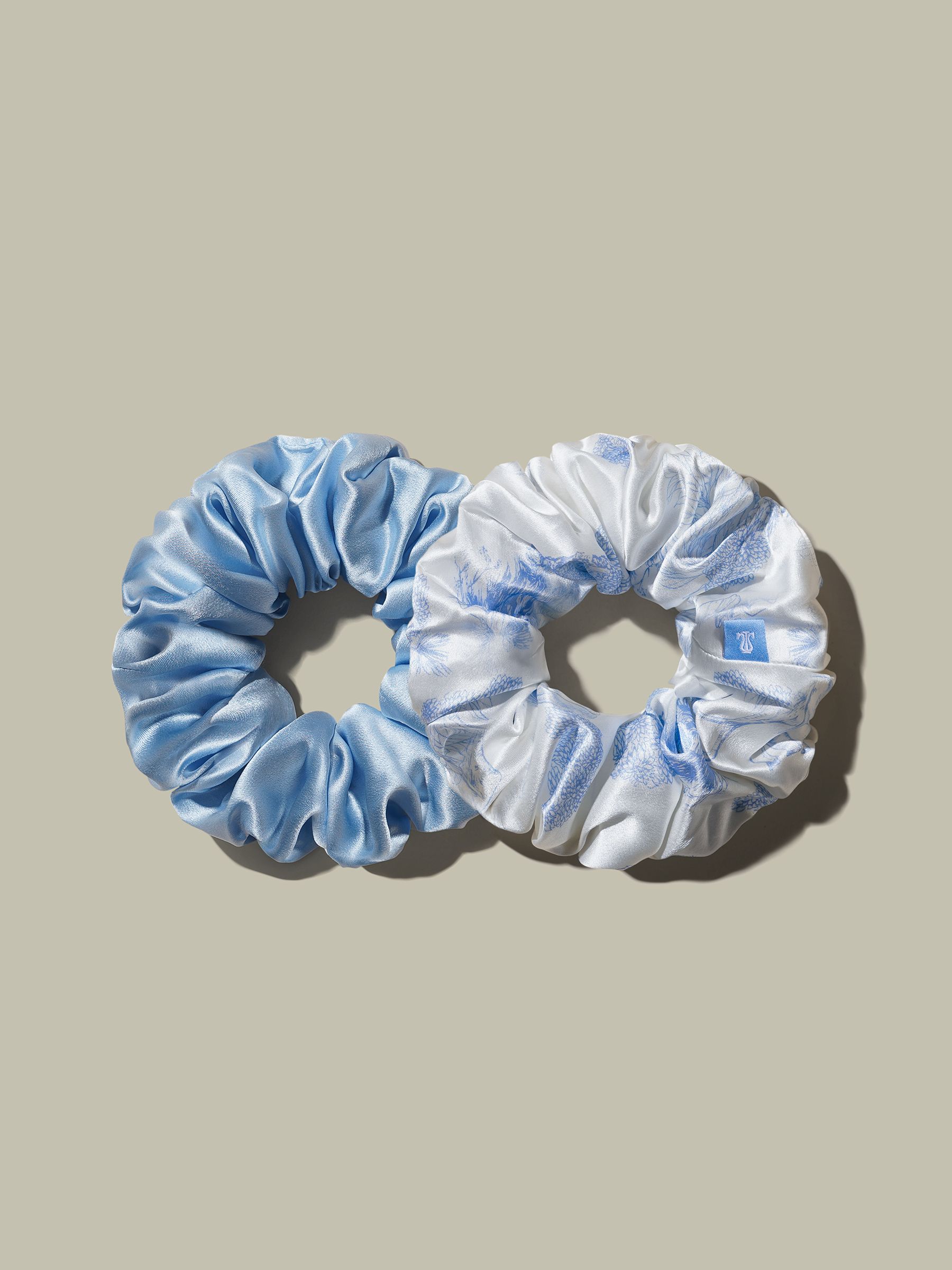 2-pack La Terra Siden Scrunchies