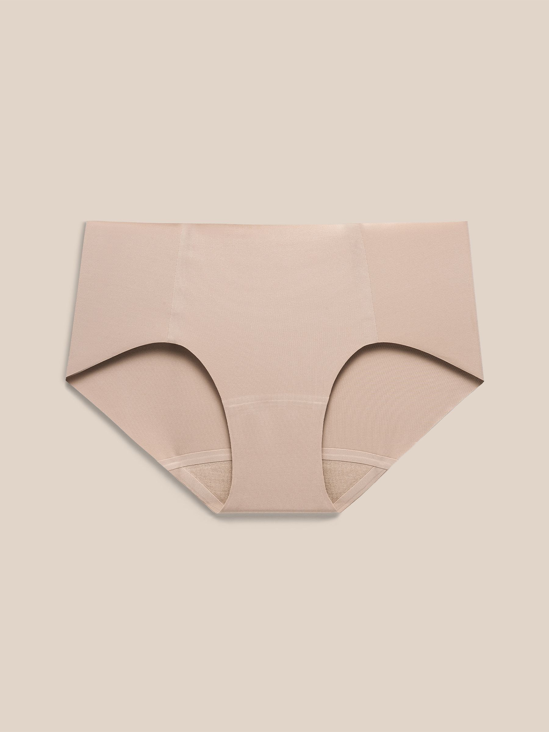 Comfortabele panty met zijden kruis