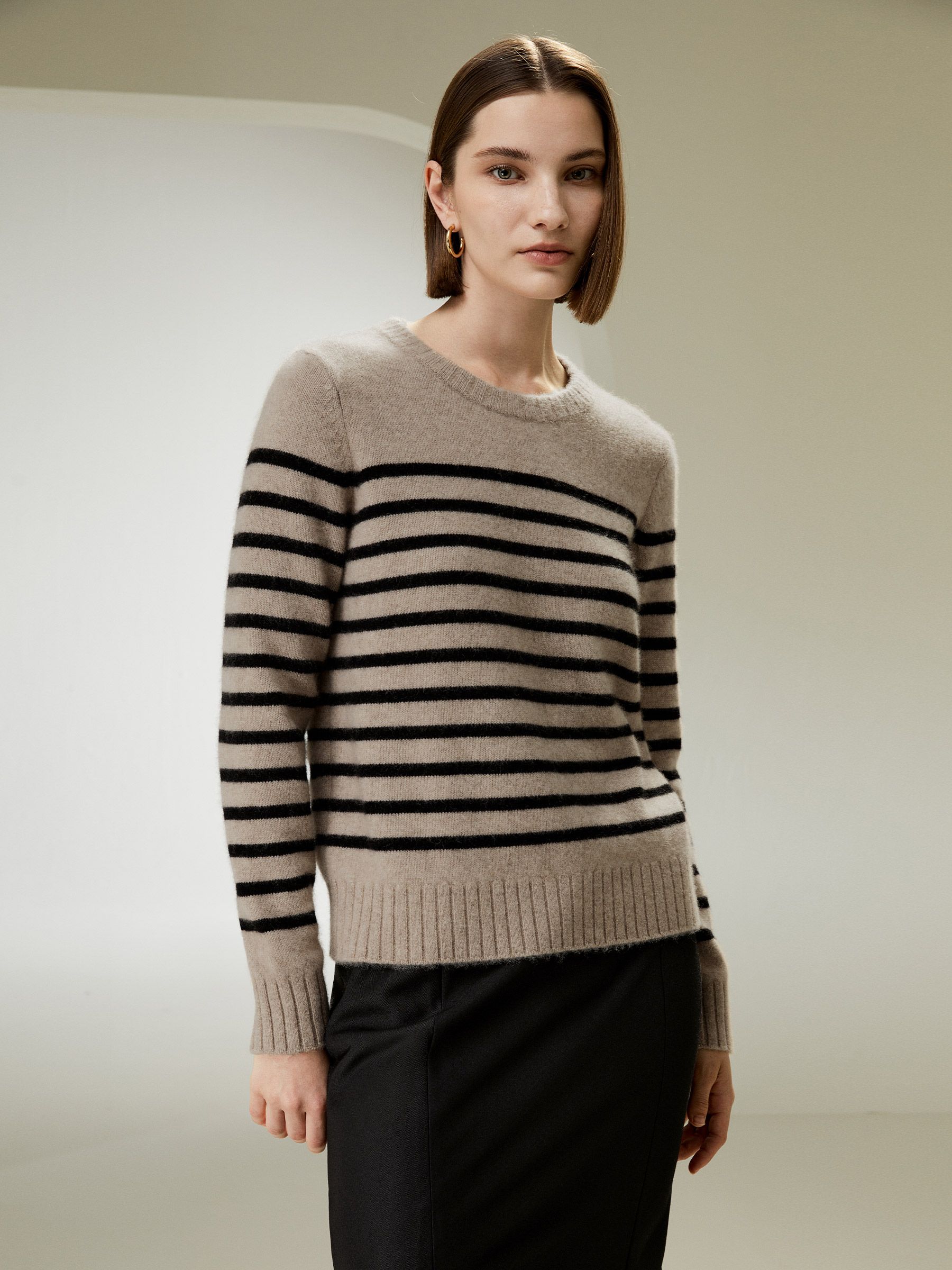 Stripe Round Collar Cashmere Sweater