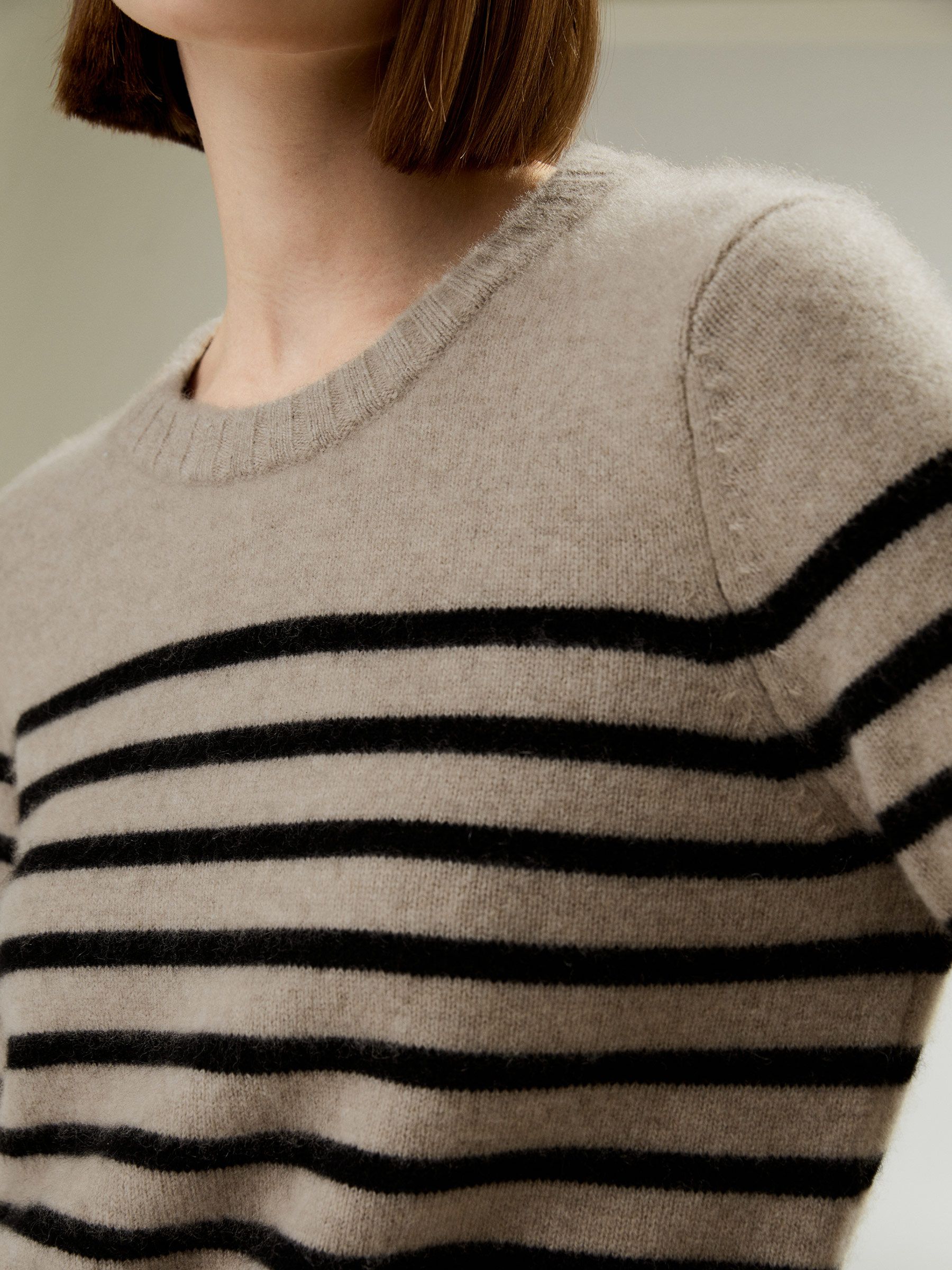 Stripe Round Collar Cashmere Sweater