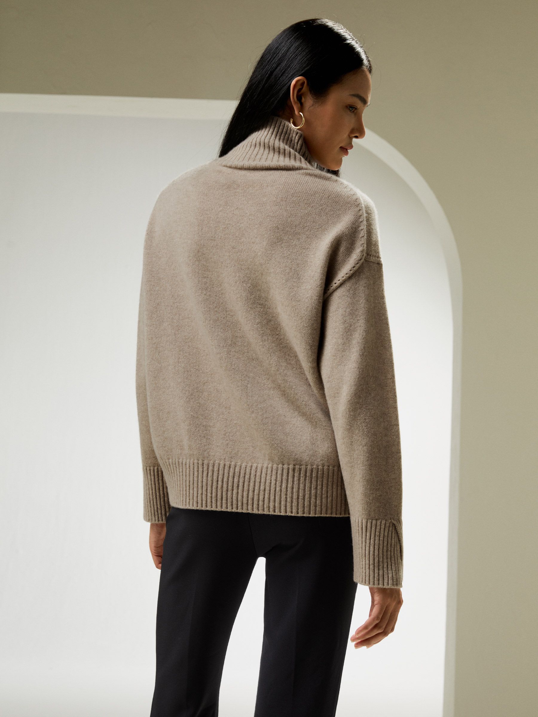 Maglione dolcevita in cashmere dalla vestibilità rilassata