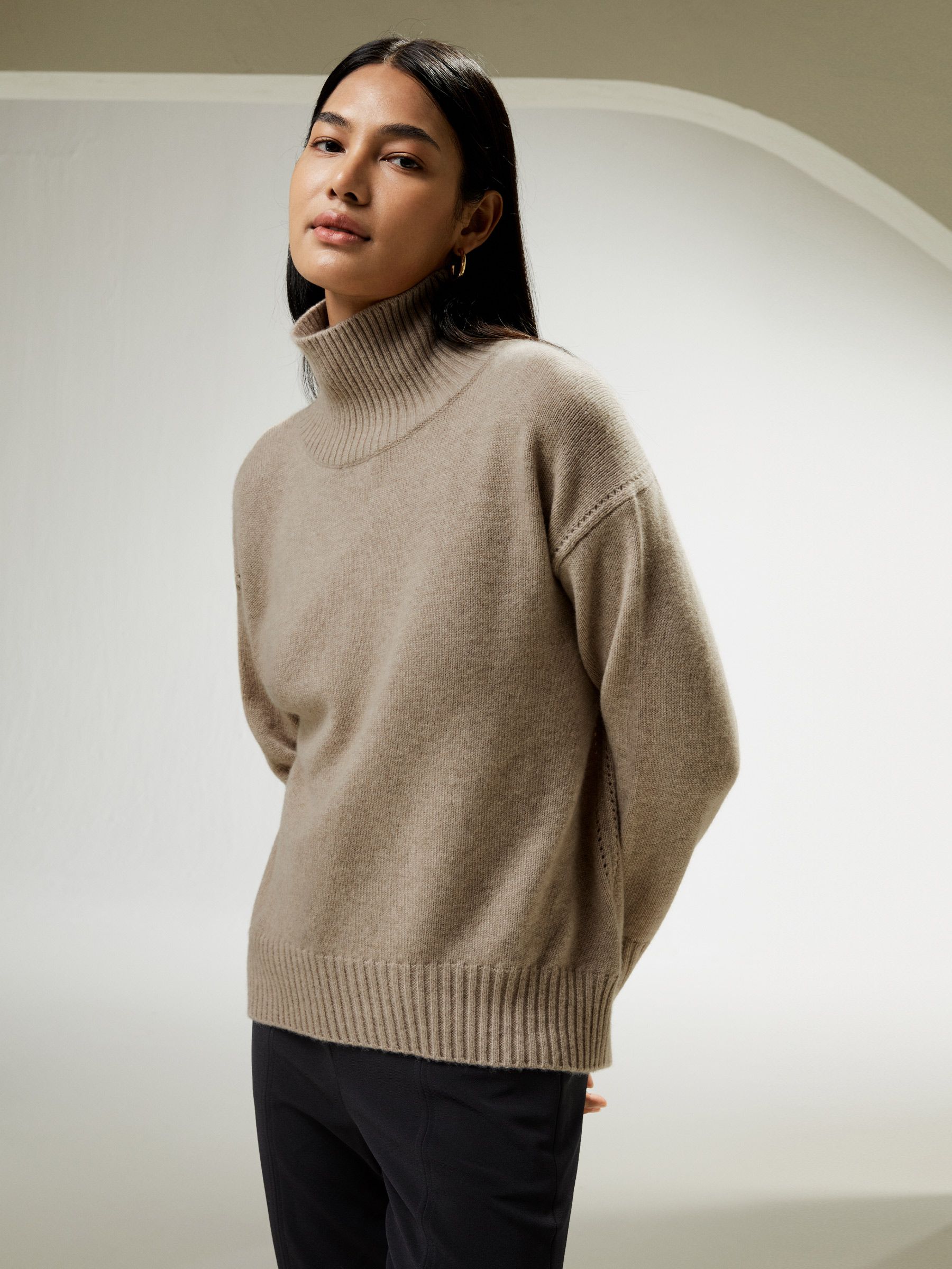 Maglione dolcevita in cashmere dalla vestibilità rilassata