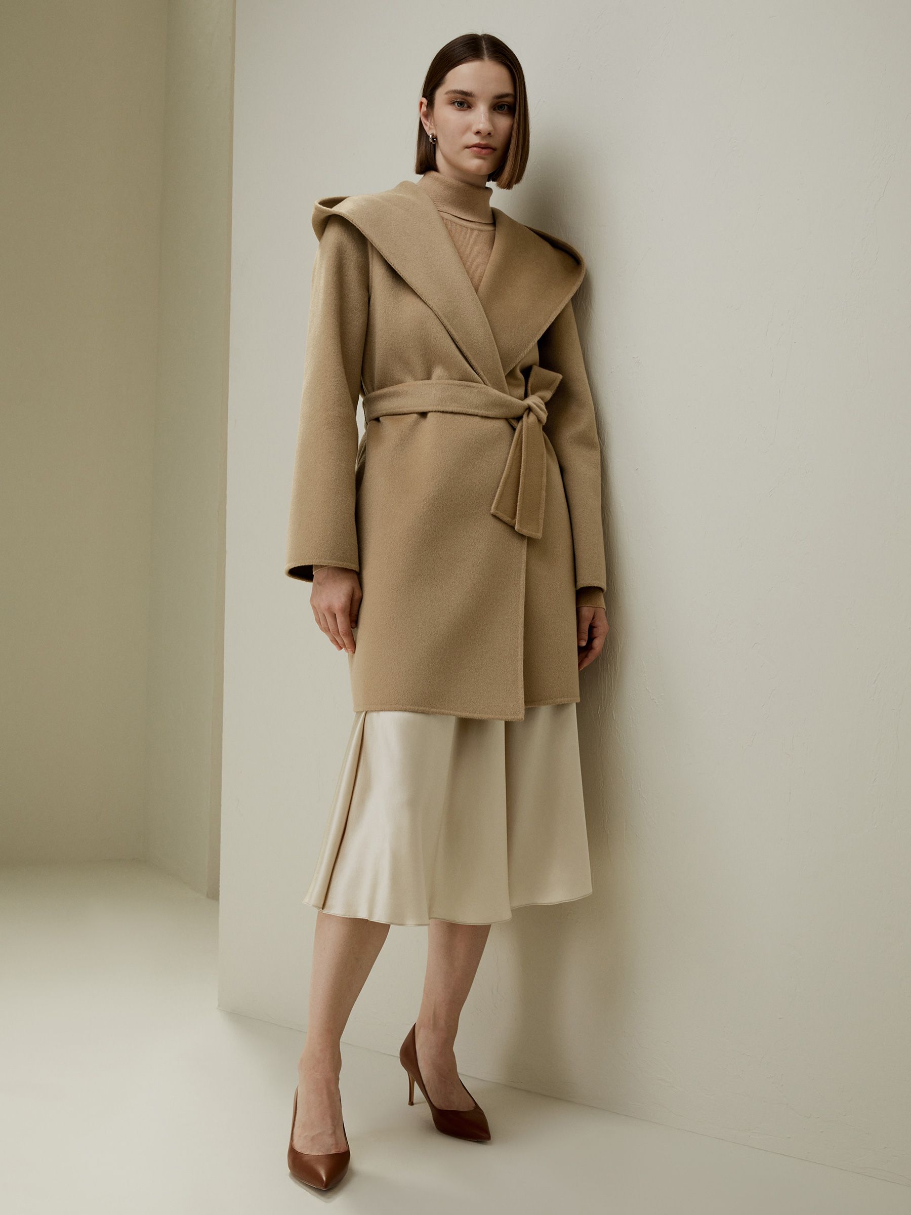 Cashmere-Wool-Blend Belted Short Hooded Coat