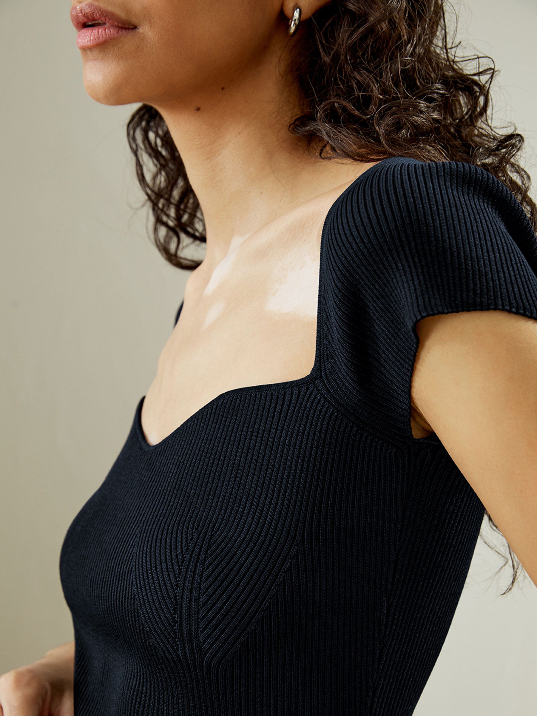 Sweetheart Neck Ribbed Silk Knit Top