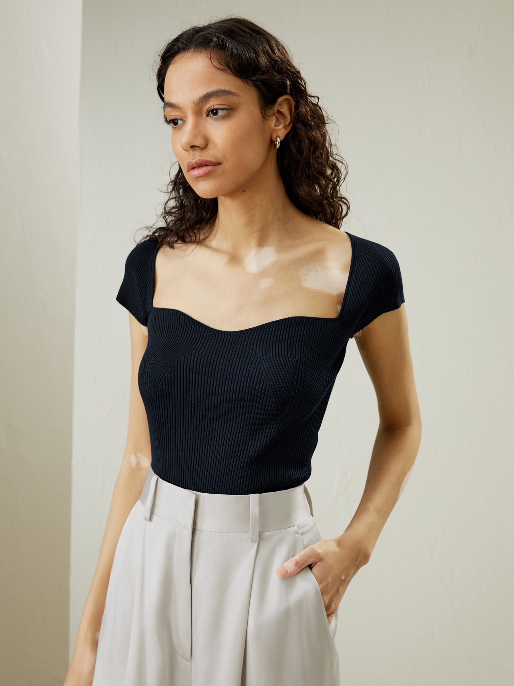 Sweetheart Neck Ribbed Silk Knit Top