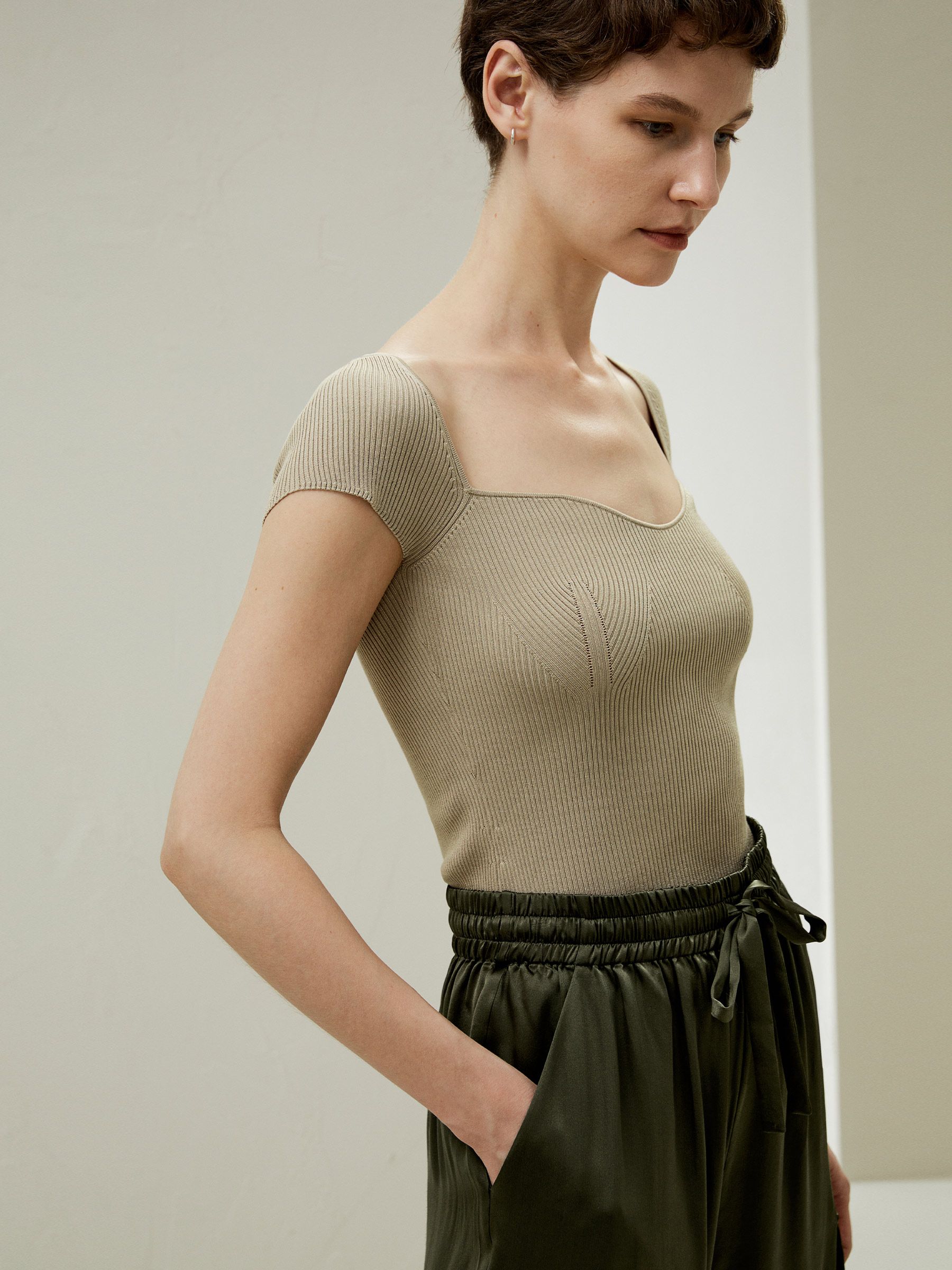 Sweetheart Neck Ribbed Silk Knit Top