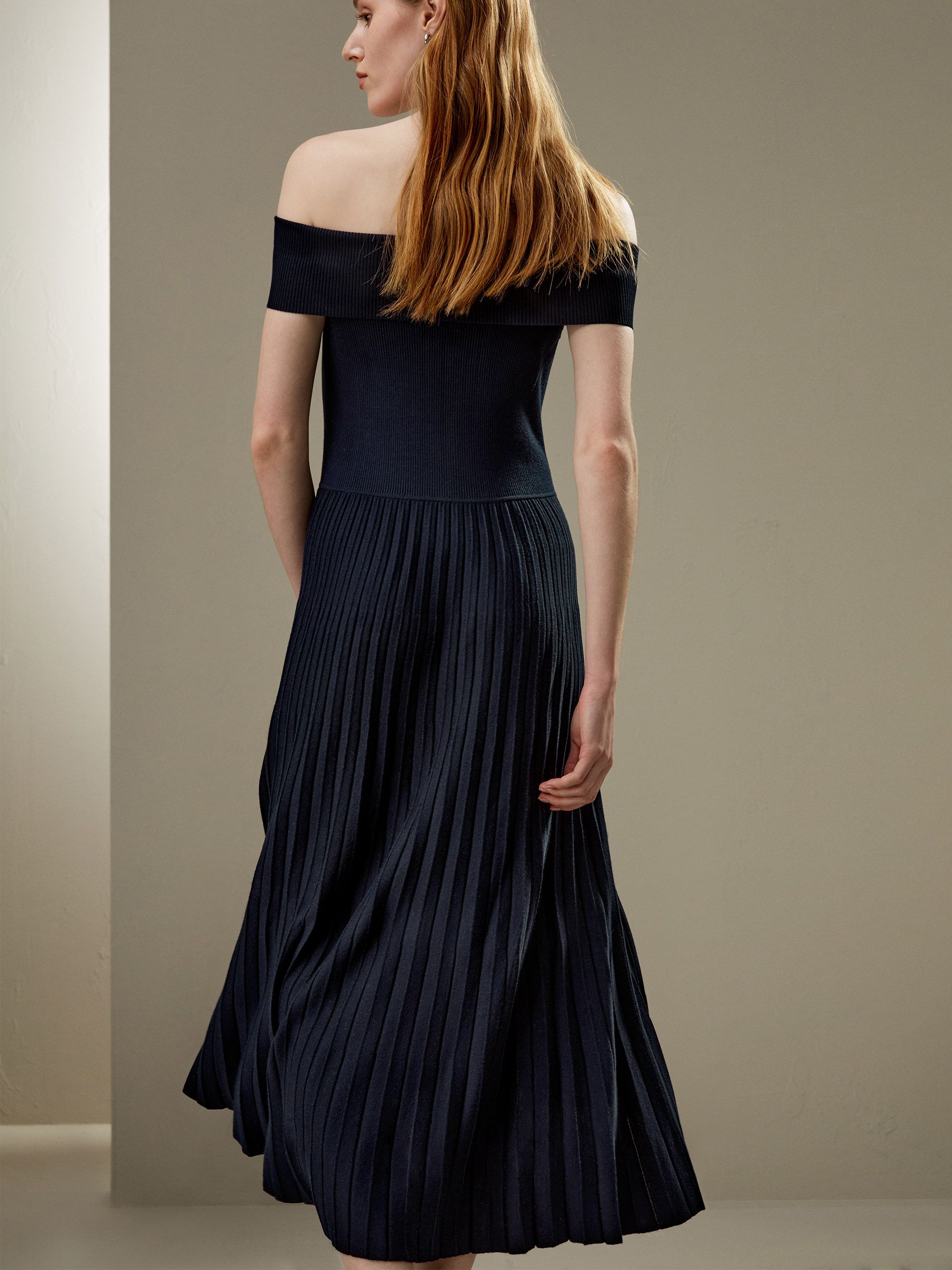 Off-Shoulder Hybrid Pleated Dress