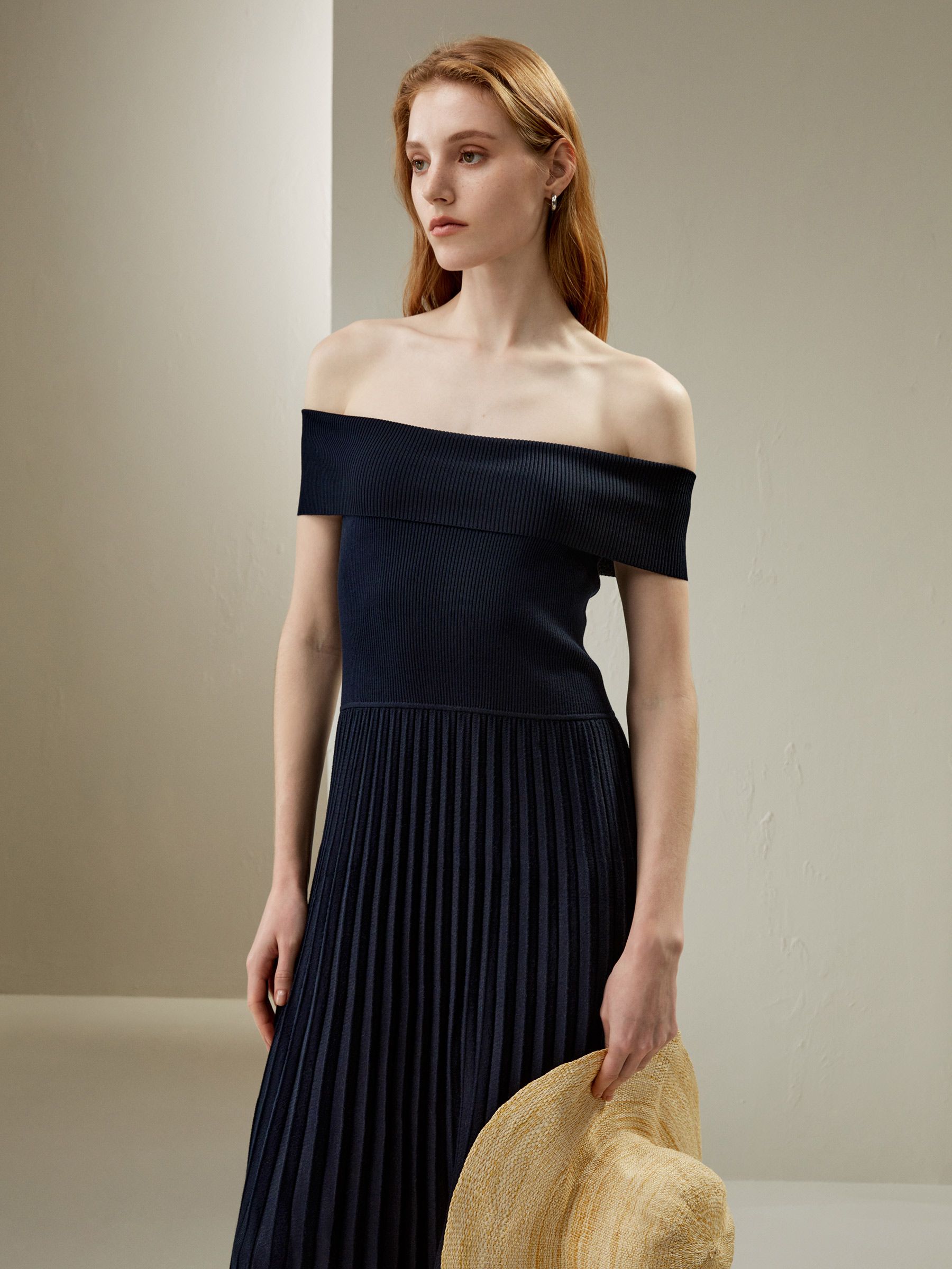 Off-Shoulder Hybrid Pleated Dress