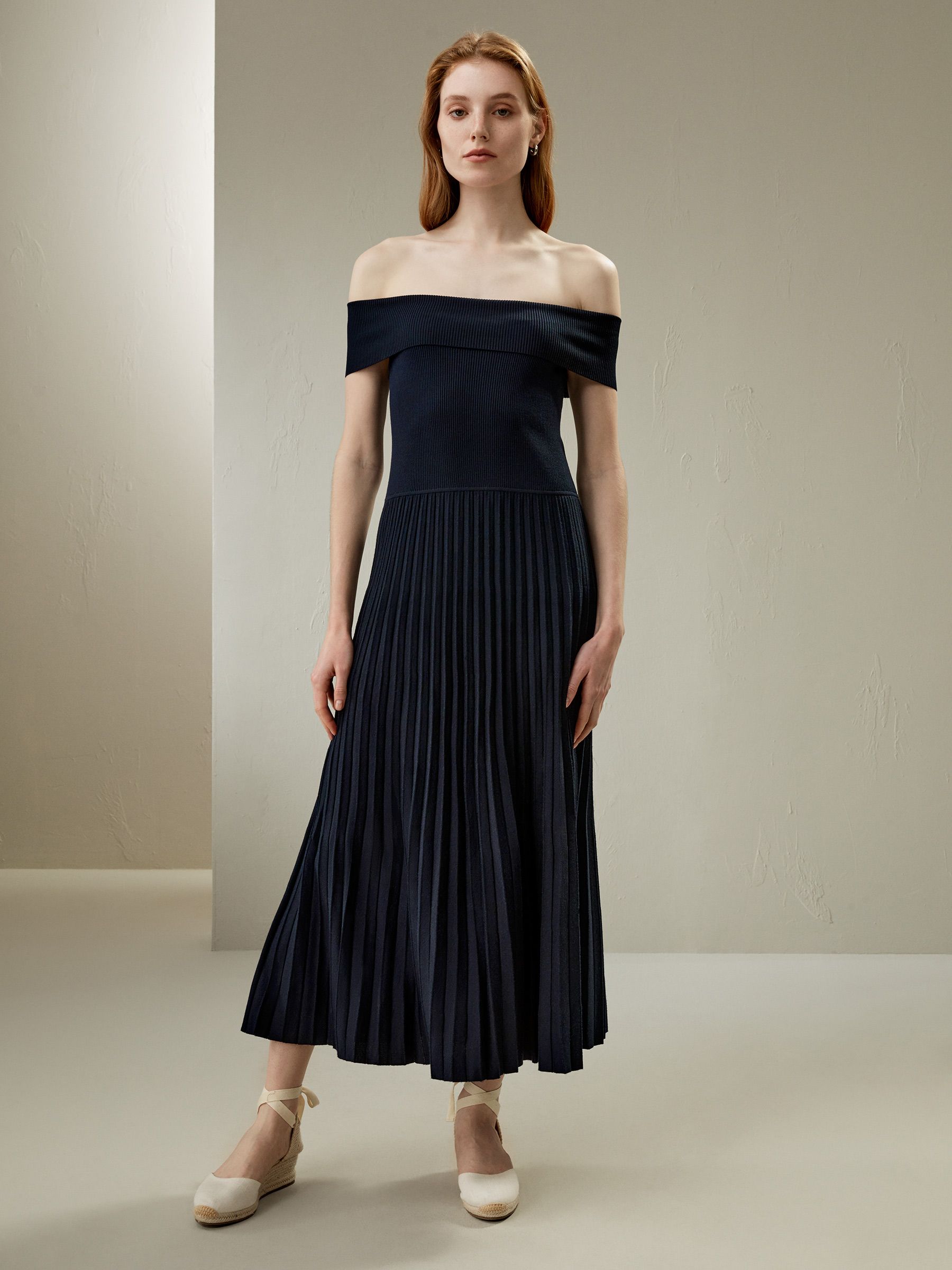 Off-Shoulder Hybrid Pleated Dress