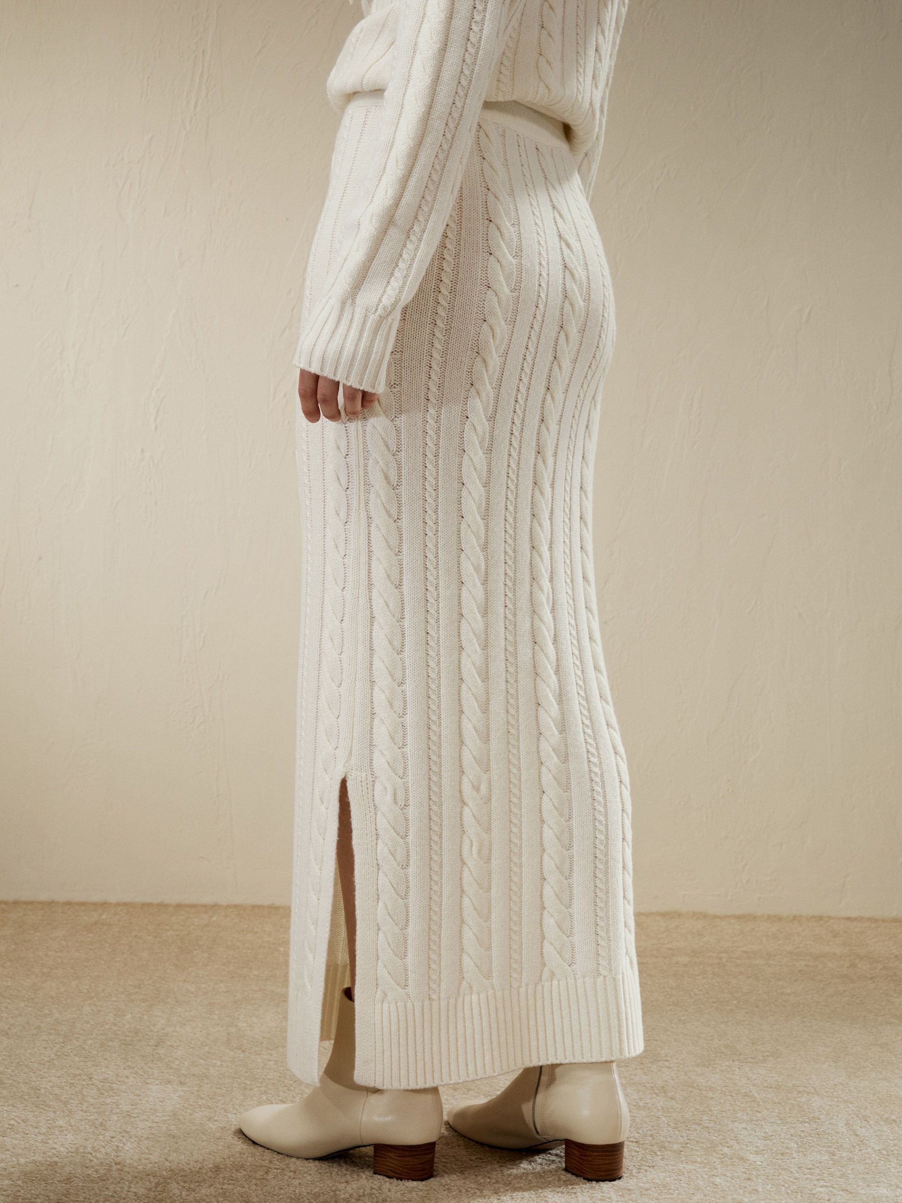 Cable Knit Wool Maxi Skirt