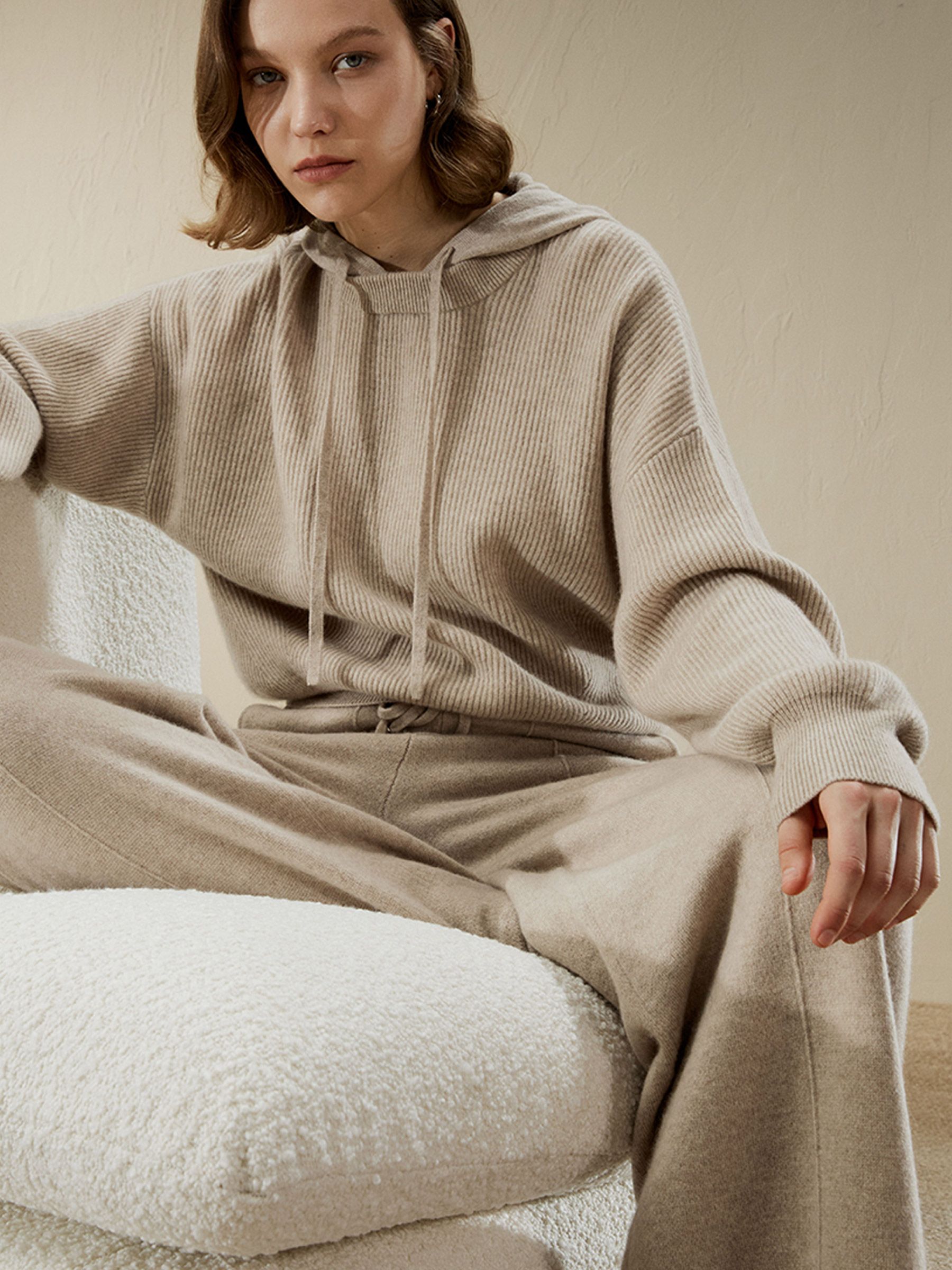 Fluid Cashmere Sweatpants