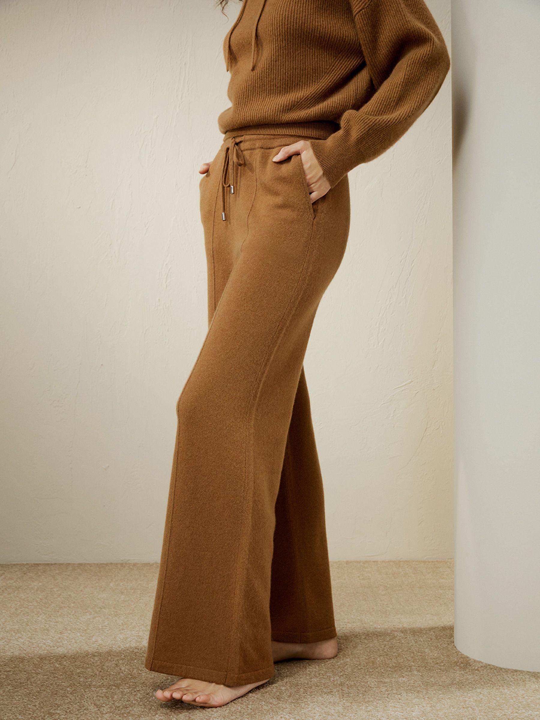 Pantaloni fluidi in cashmere