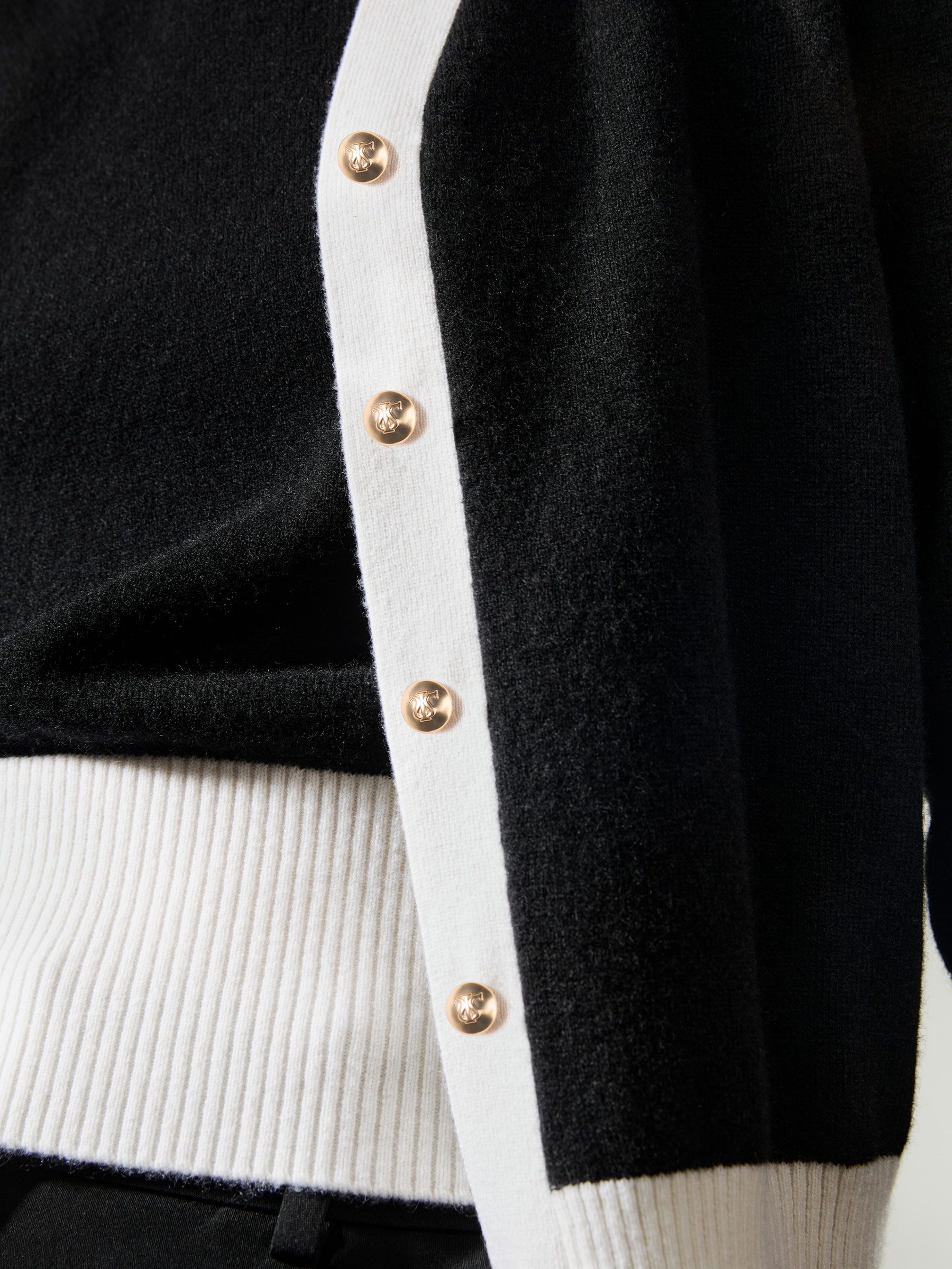 Cardigan Gemini in cashmere con orlo a contrasto