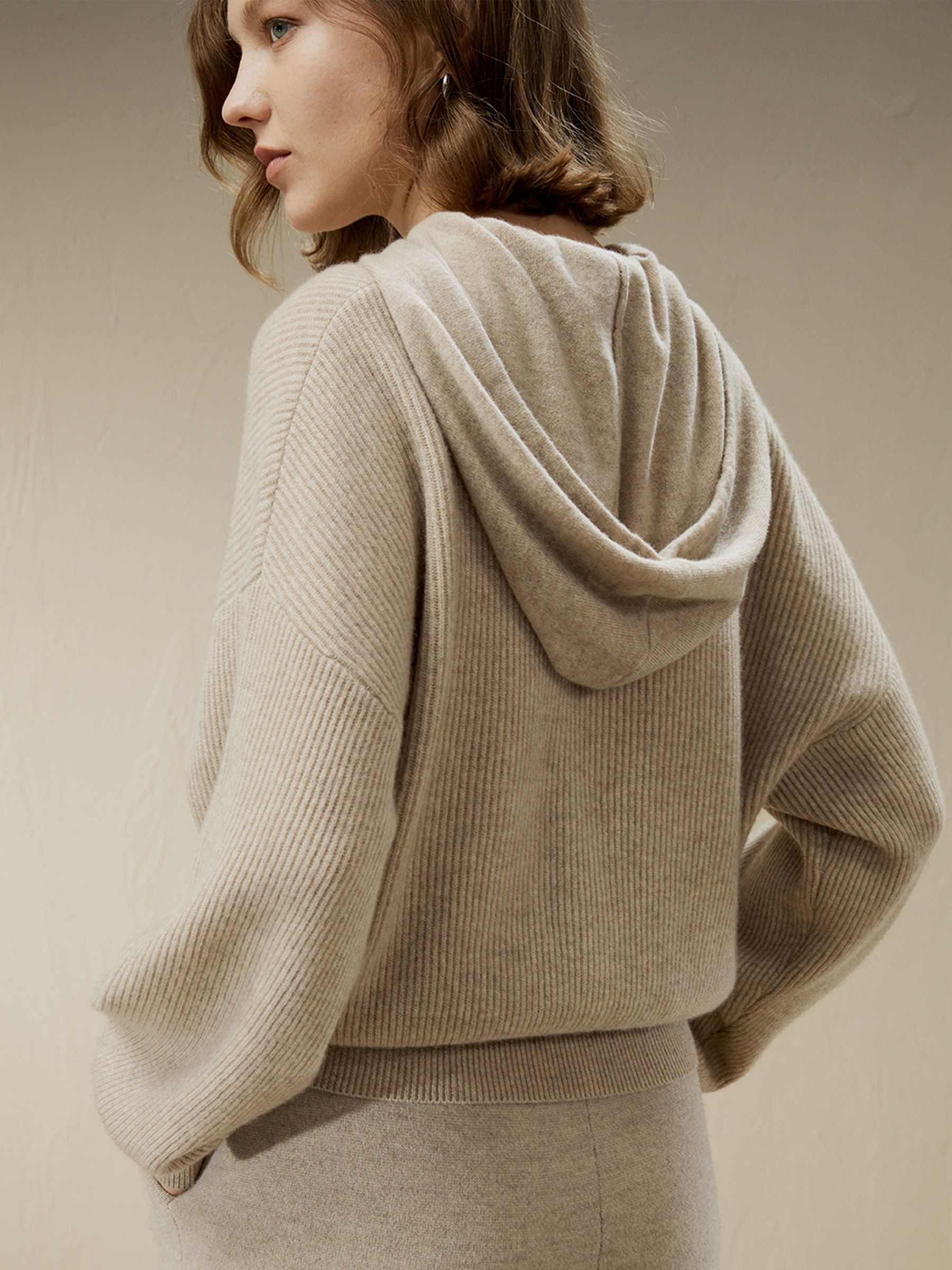 Felpa con cappuccio staccabile Eshe 2-in-1 in cashmere