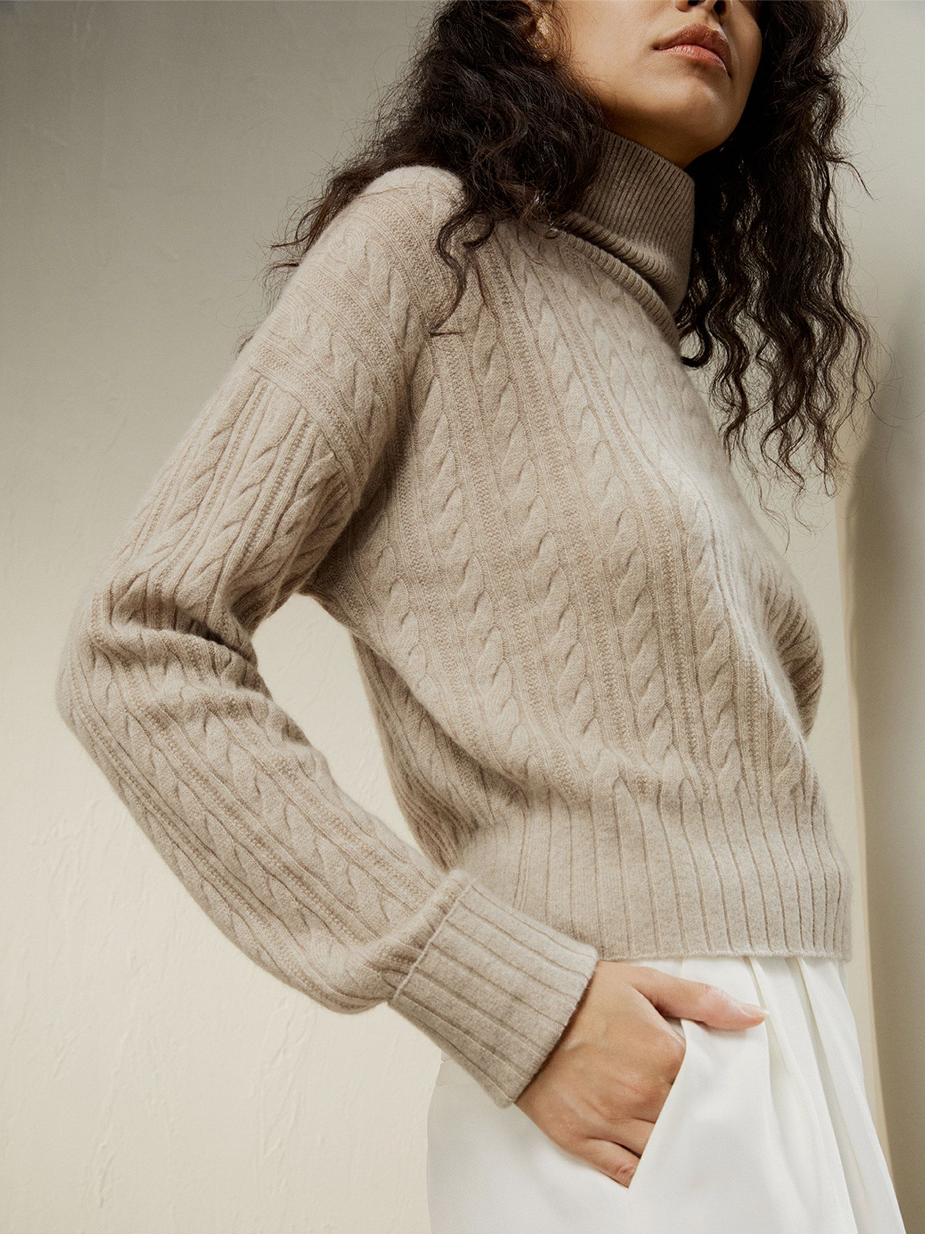 Clssic Cable Knit Turtleneck Sweater