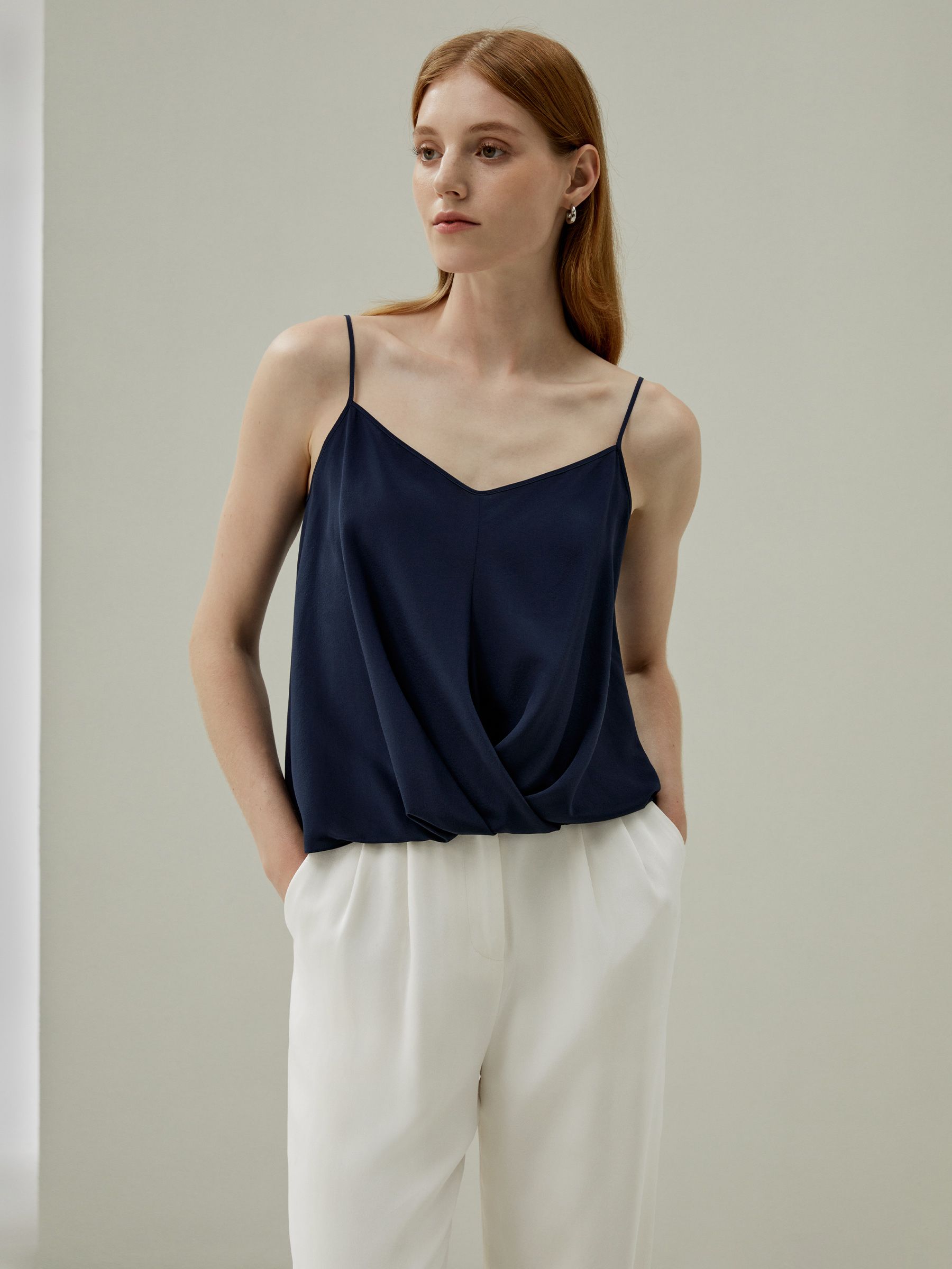 Camisole à fines bretelles