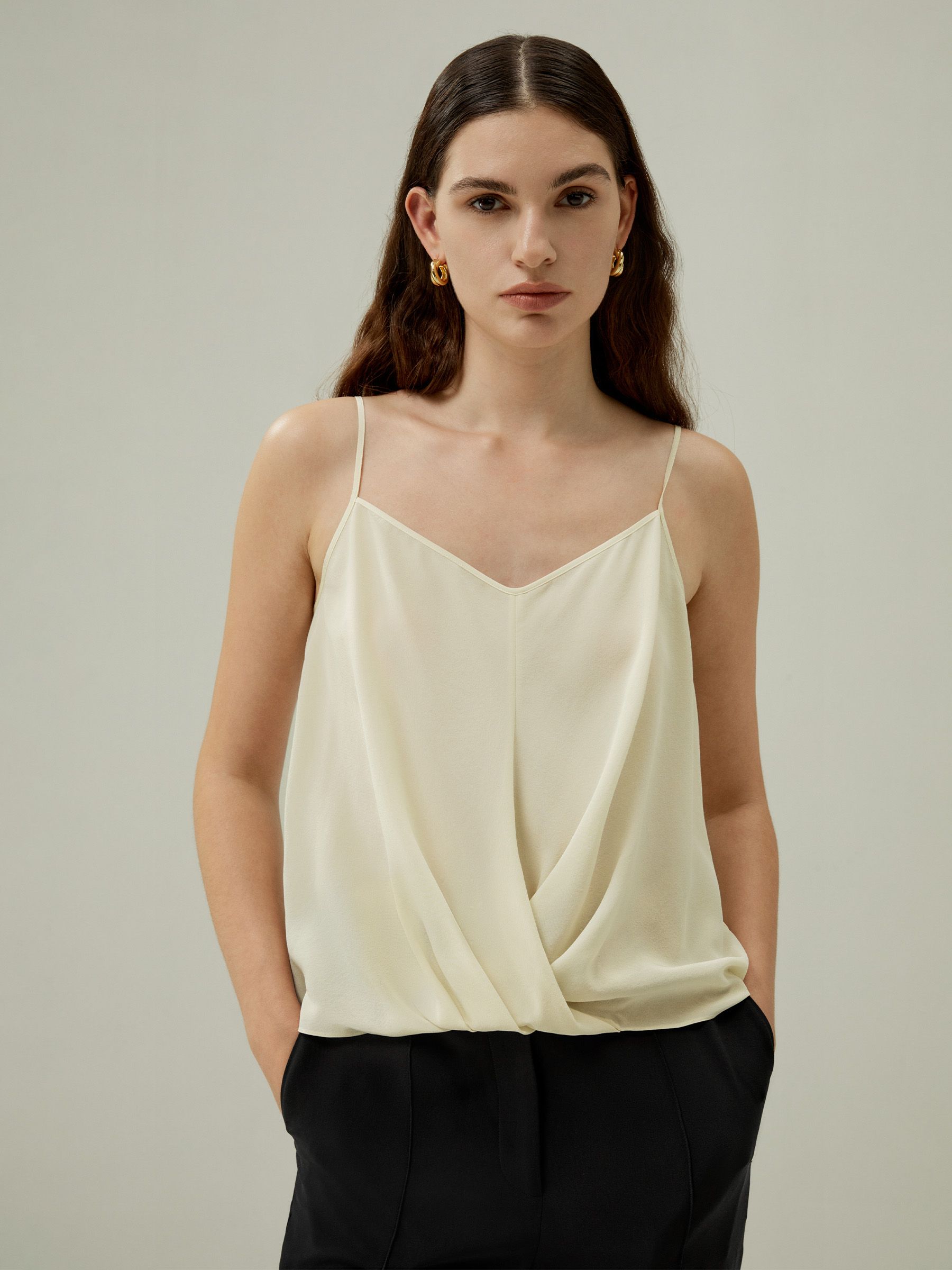 Camisole à fines bretelles