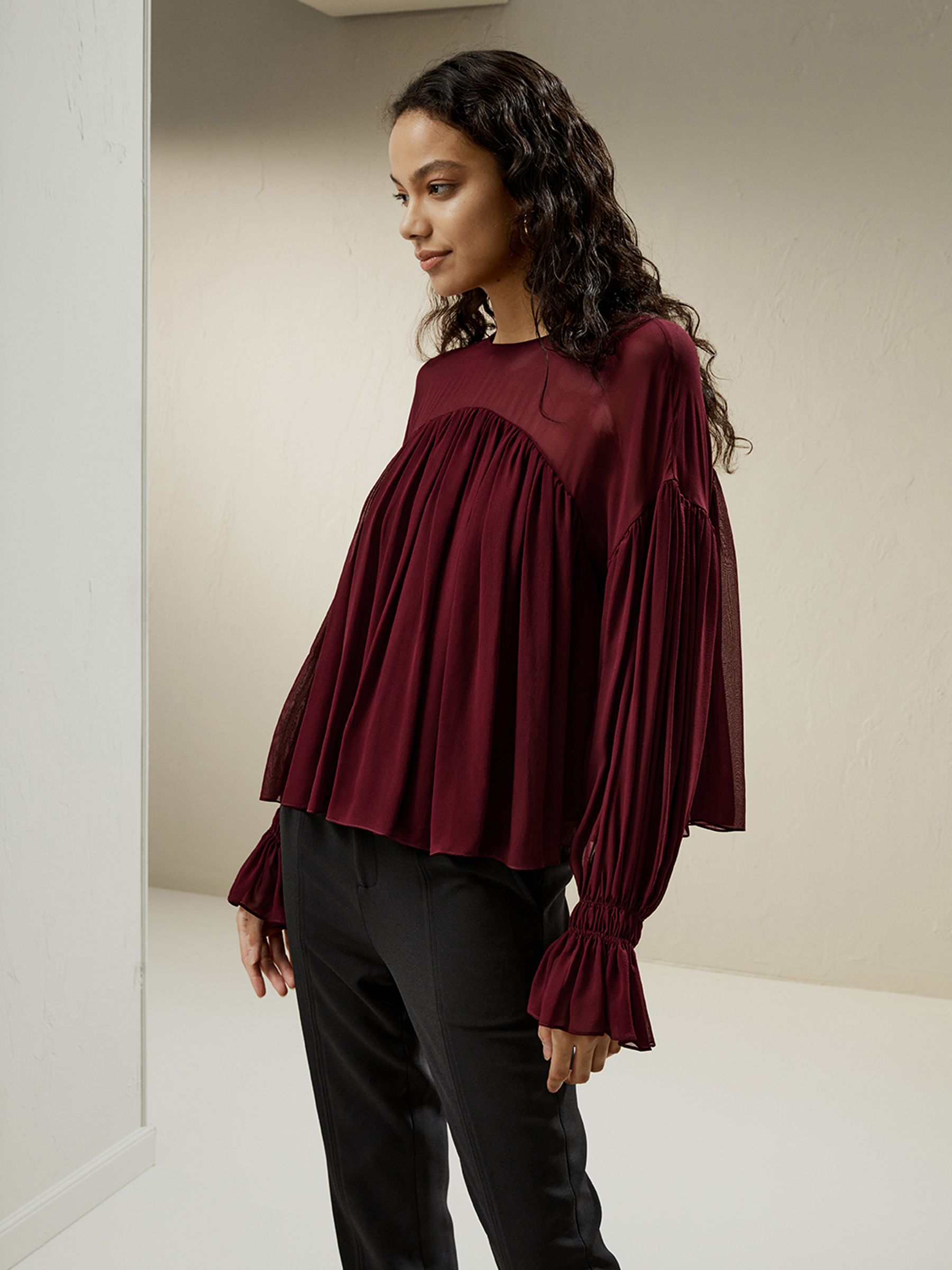 Sheer-shoulder Ruffle Shirt