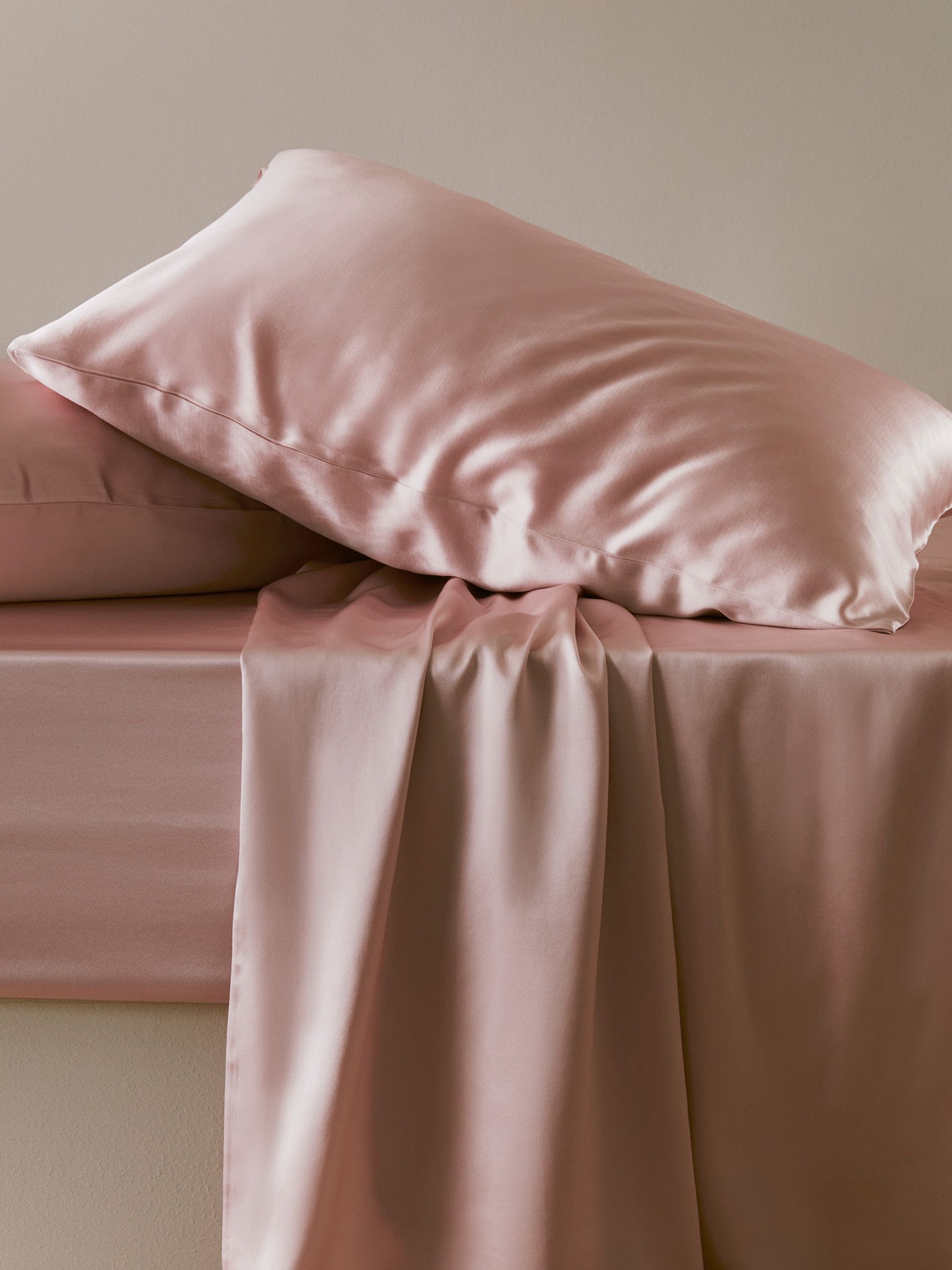 22 Momme Seamless Silk Fitted Sheet