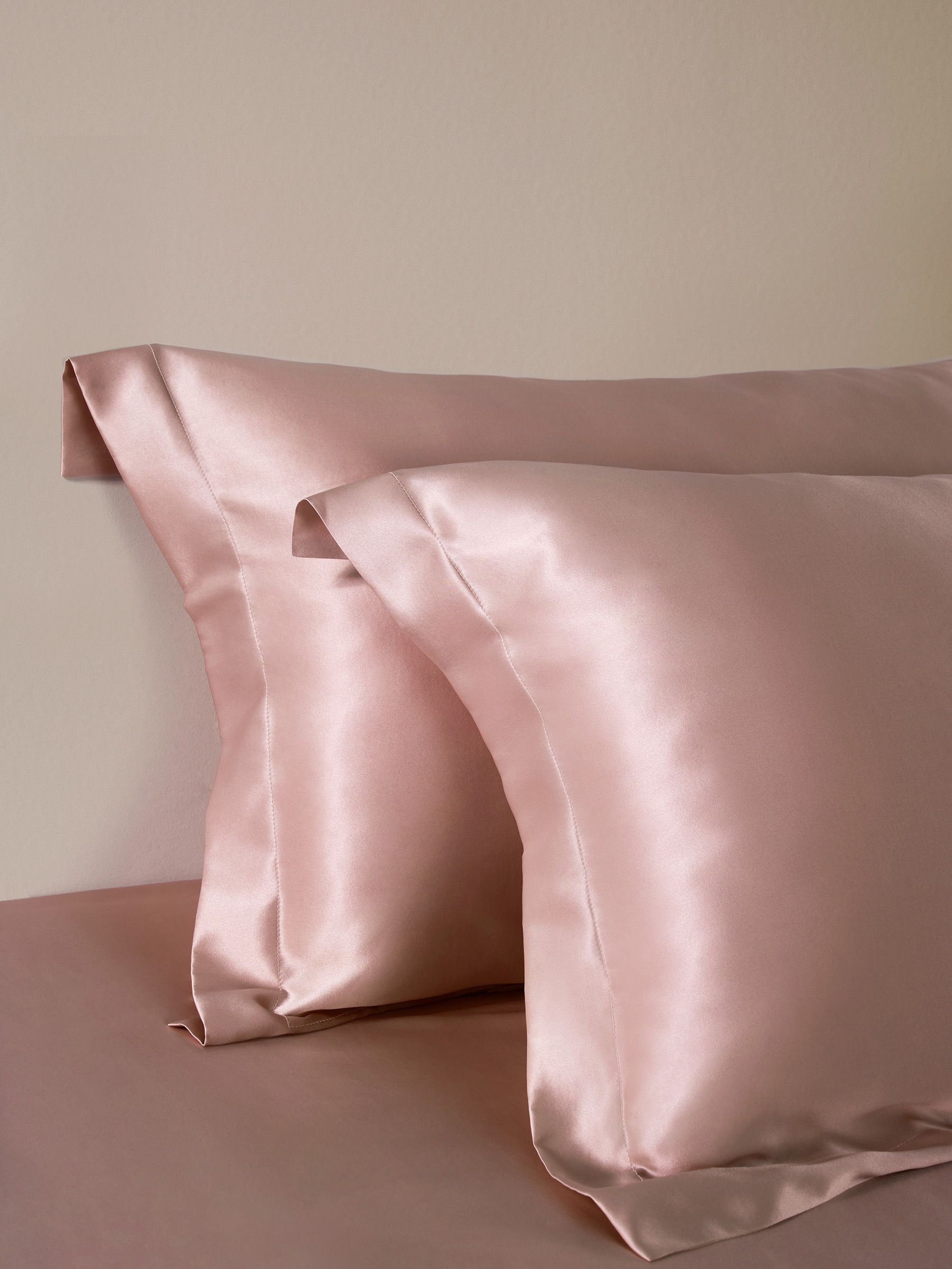 22 Momme Oxford Silk Pillowcase